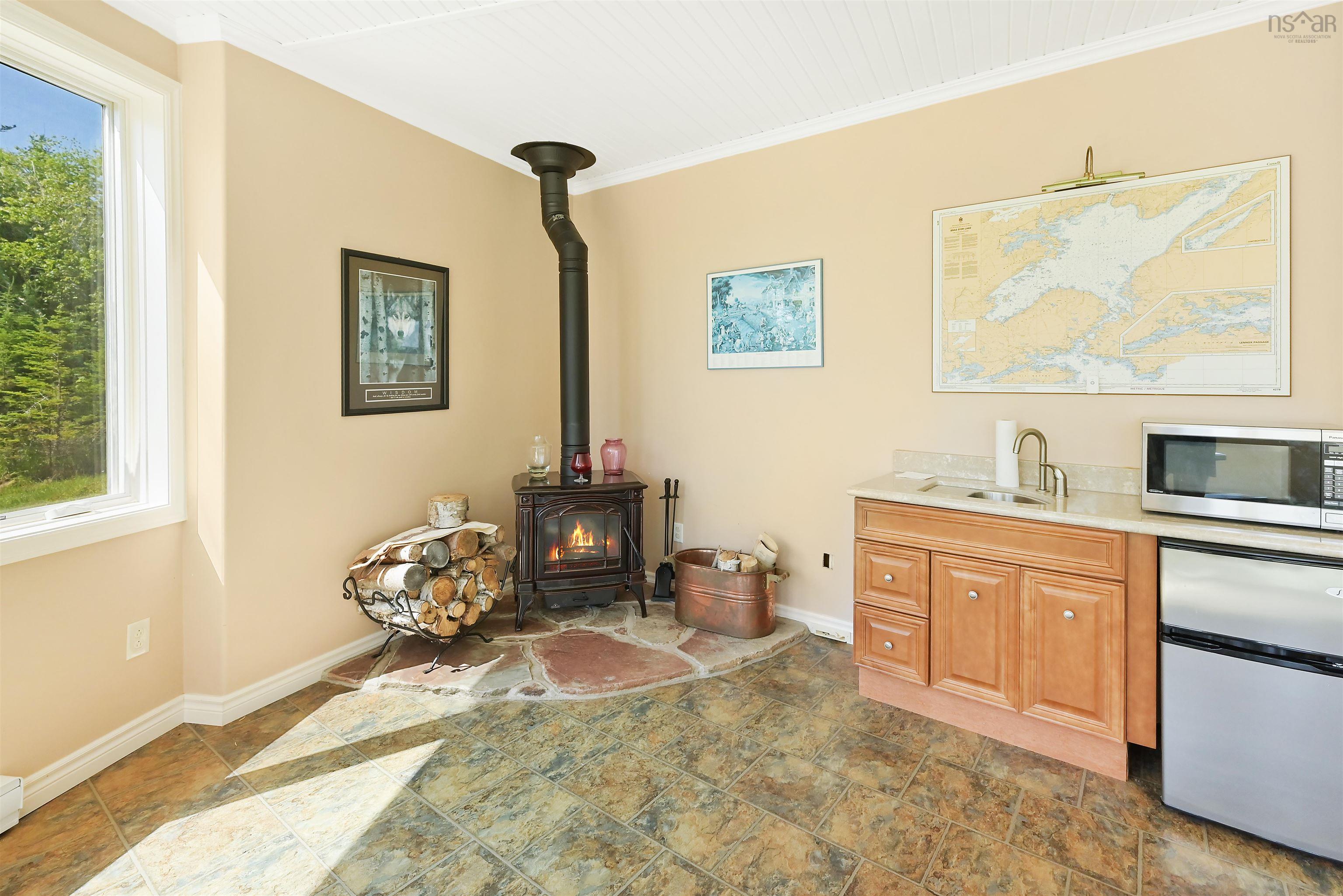 $795,000.00: 458 Maple Drive, Cape George