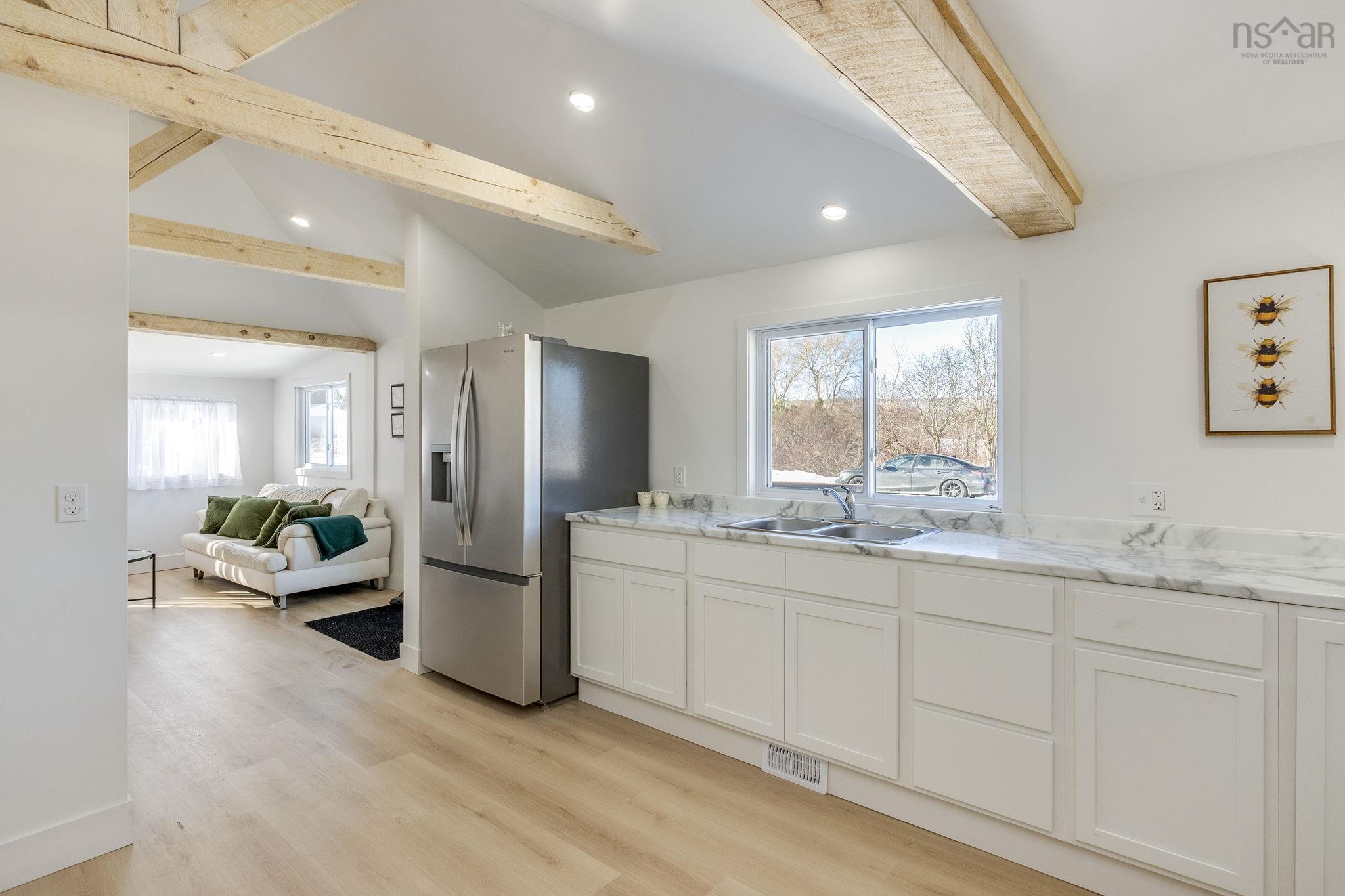 $329,900.00: 1004 Summer Street, Canning