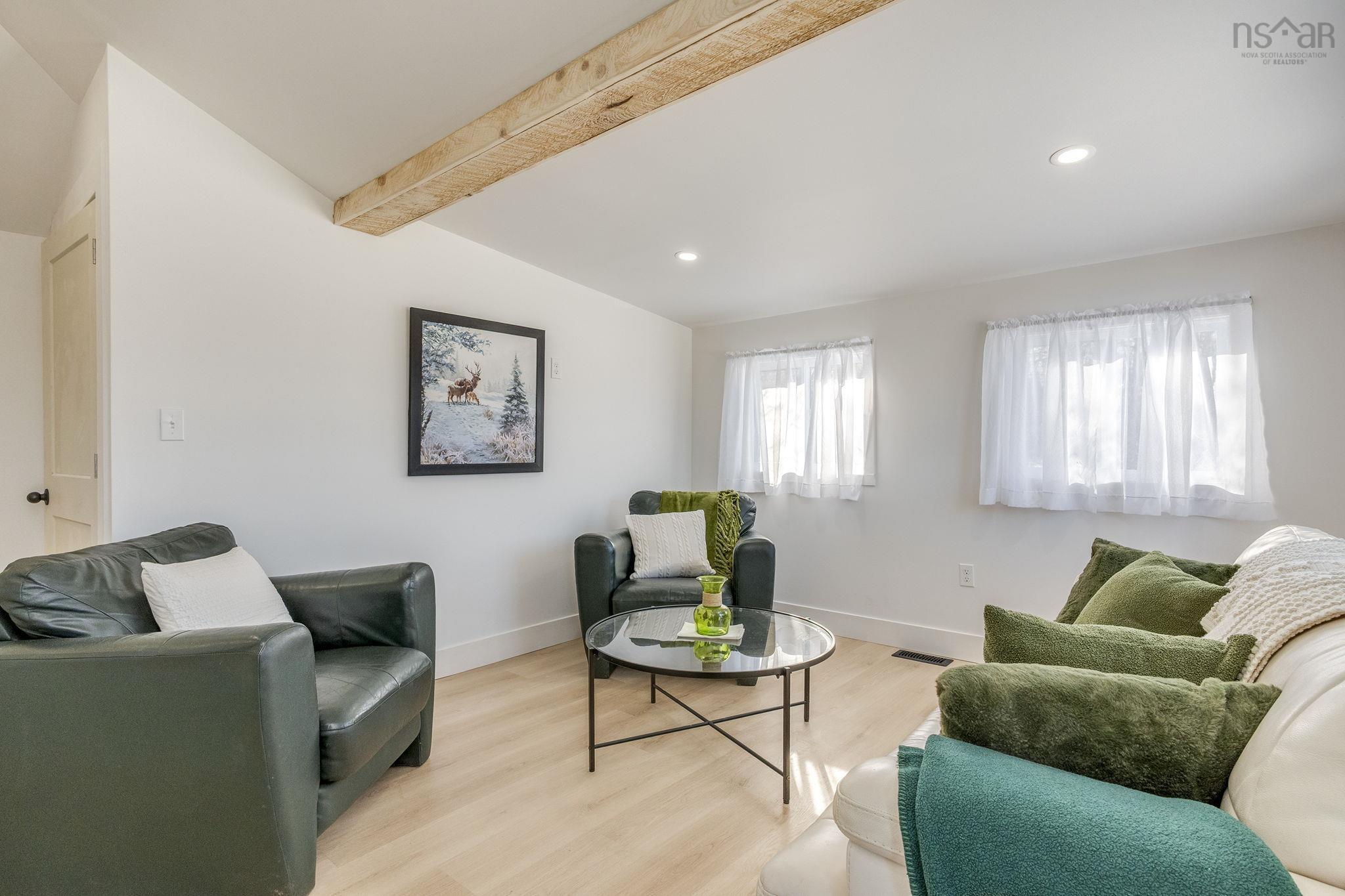 $329,900.00: 1004 Summer Street, Canning