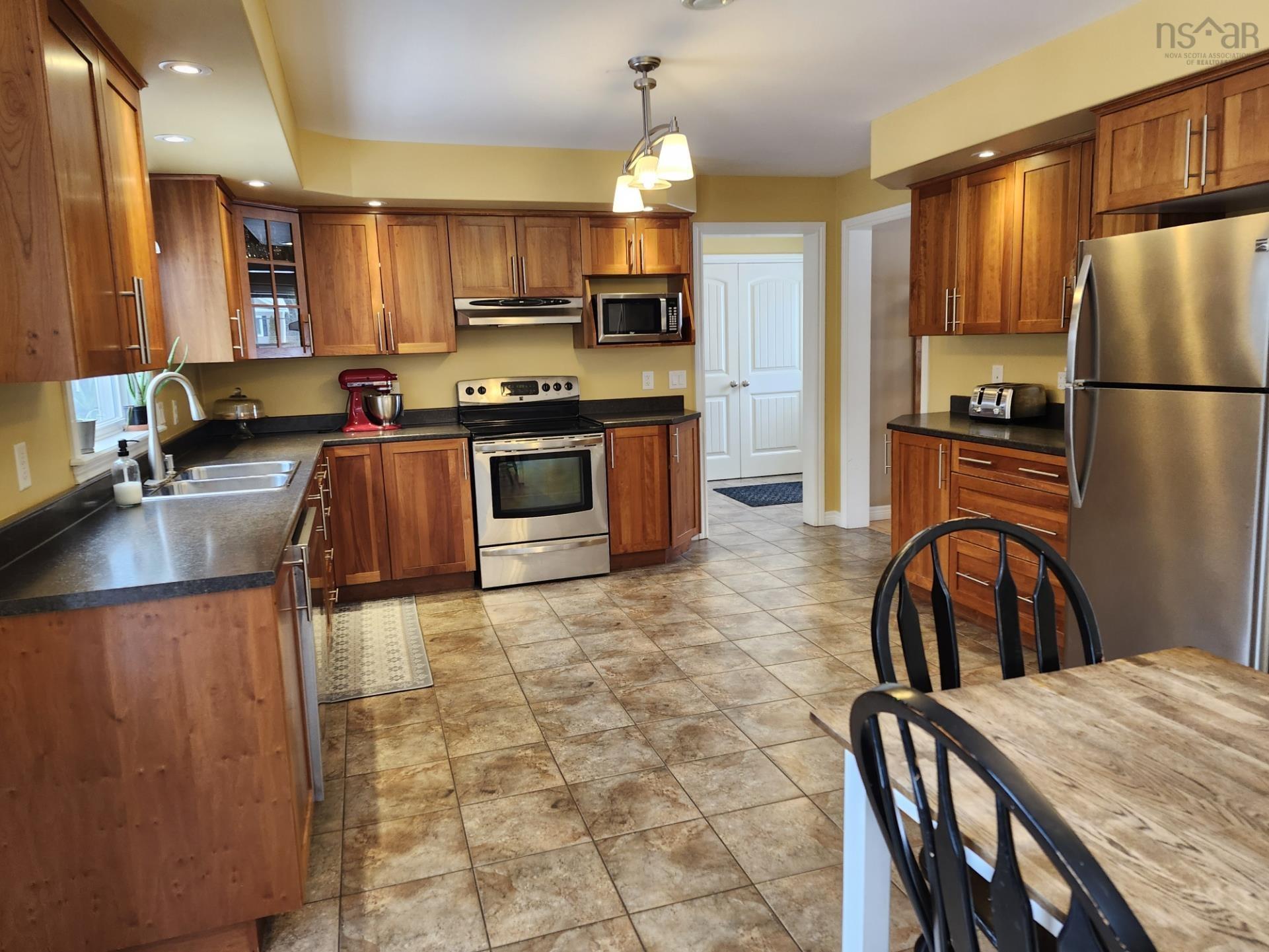 $674,000.00: 315 Crooked Stick Pass, Beaver Bank