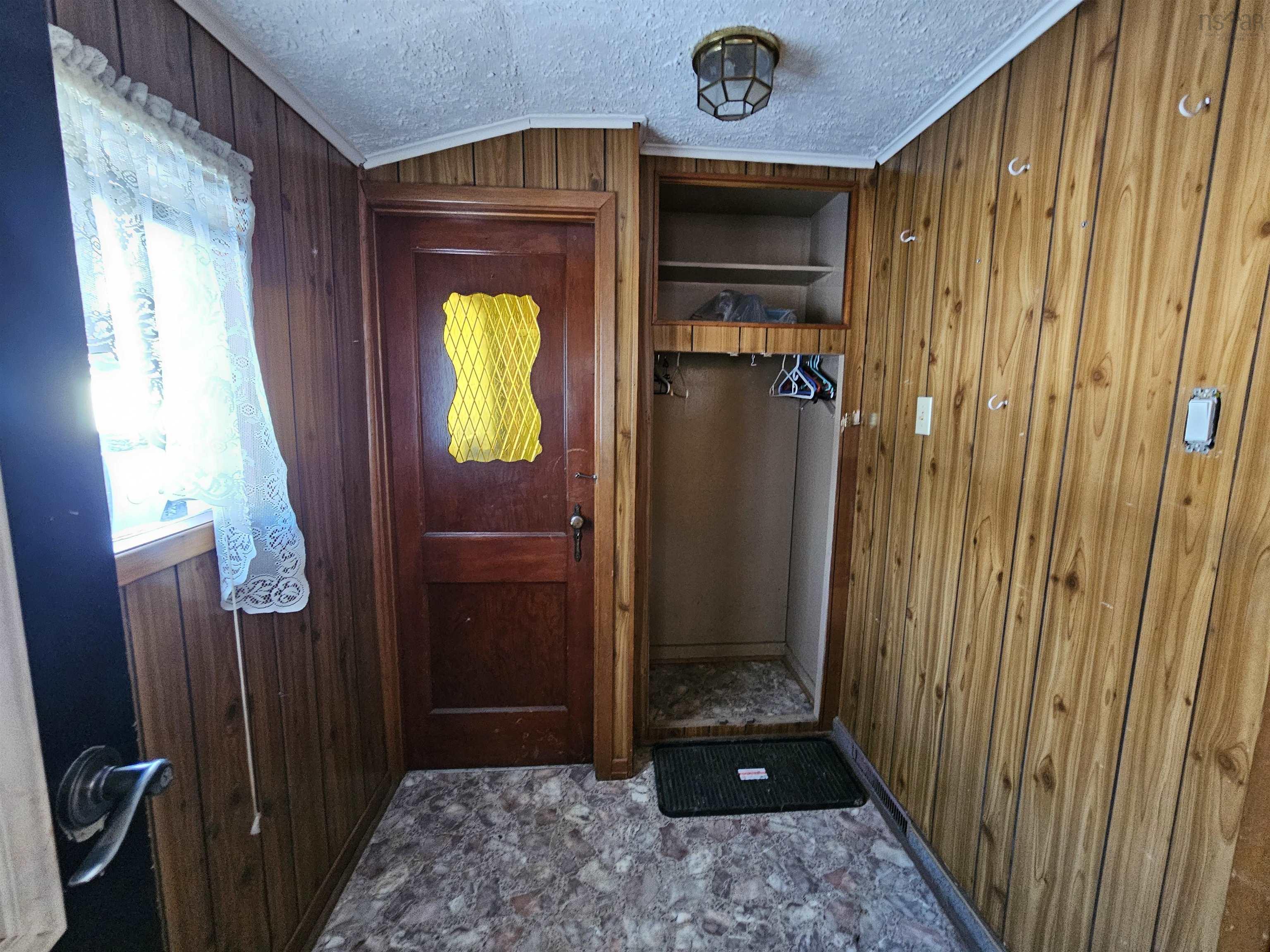 $210,000.00: 11845 Highway 2, Leamington