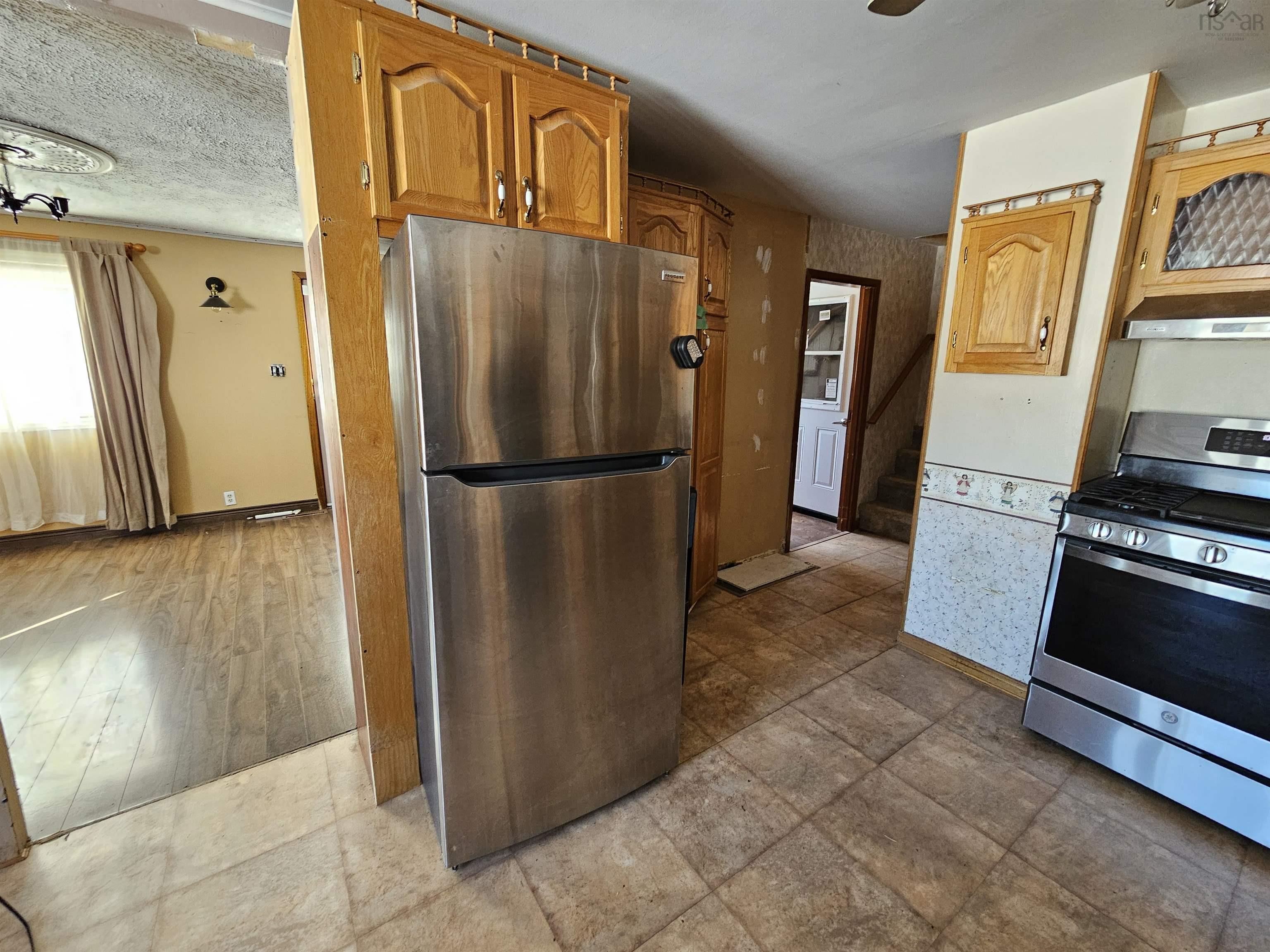 $210,000.00: 11845 Highway 2, Leamington