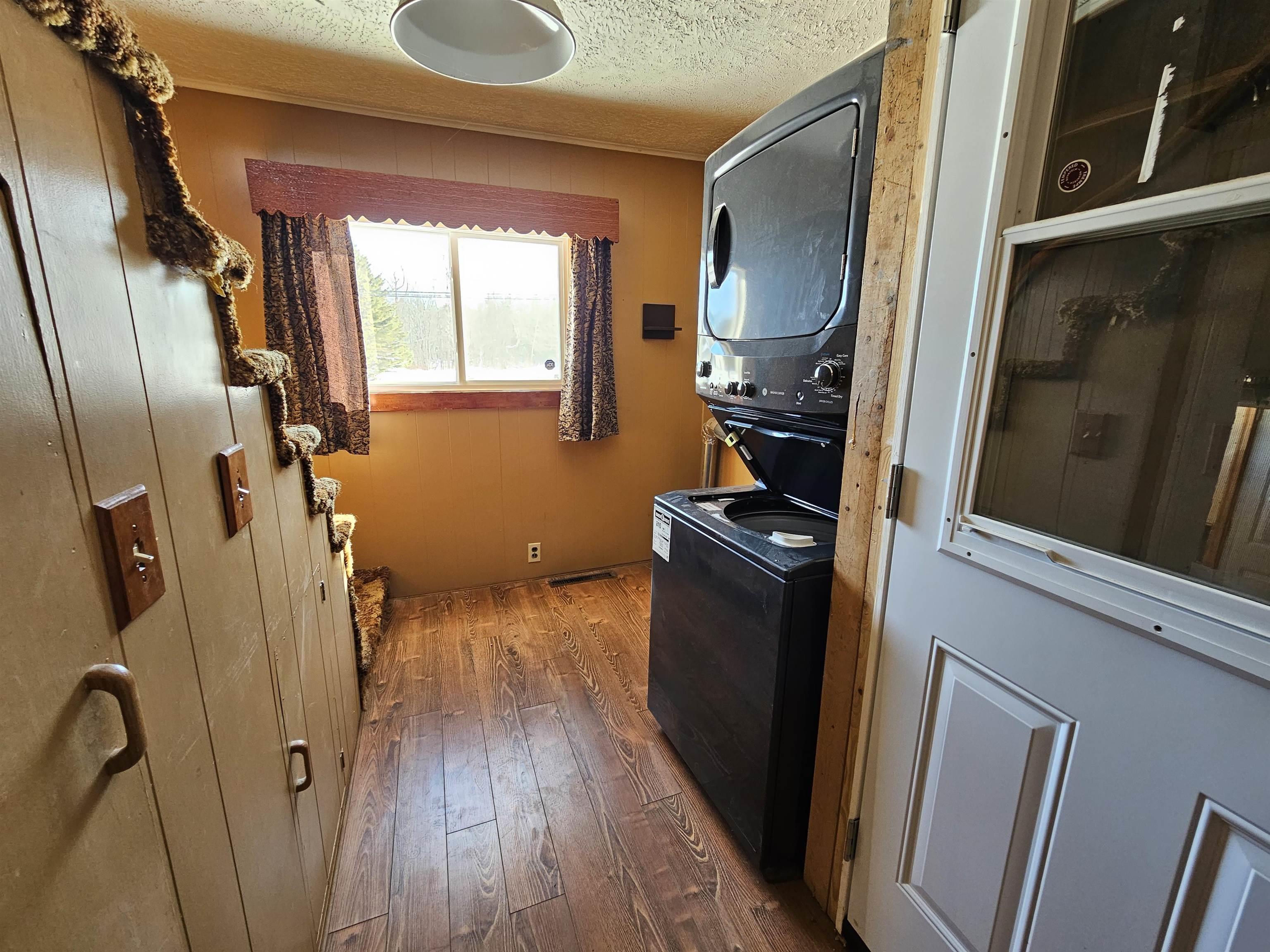 $210,000.00: 11845 Highway 2, Leamington