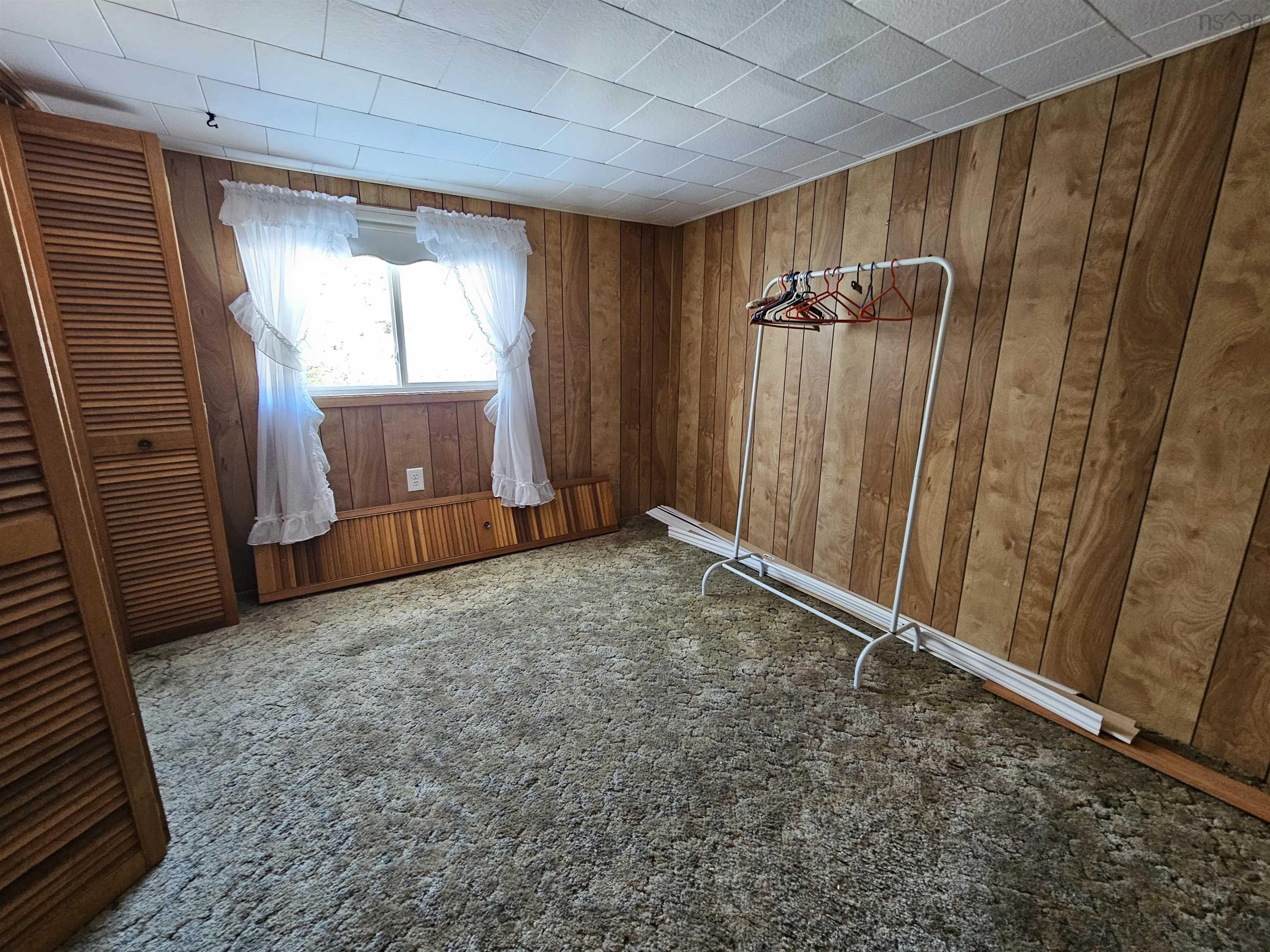 $210,000.00: 11845 Highway 2, Leamington