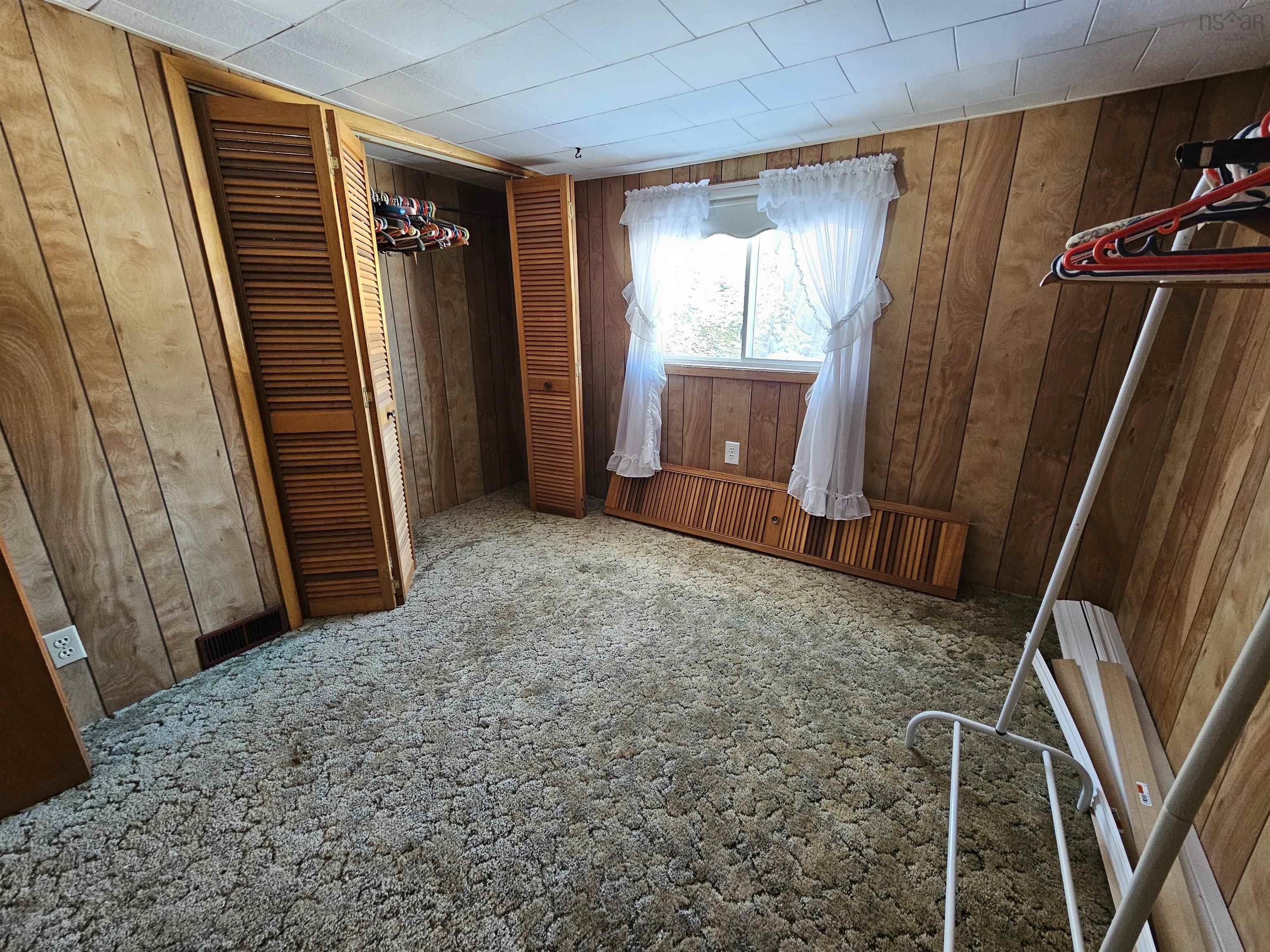 $210,000.00: 11845 Highway 2, Leamington