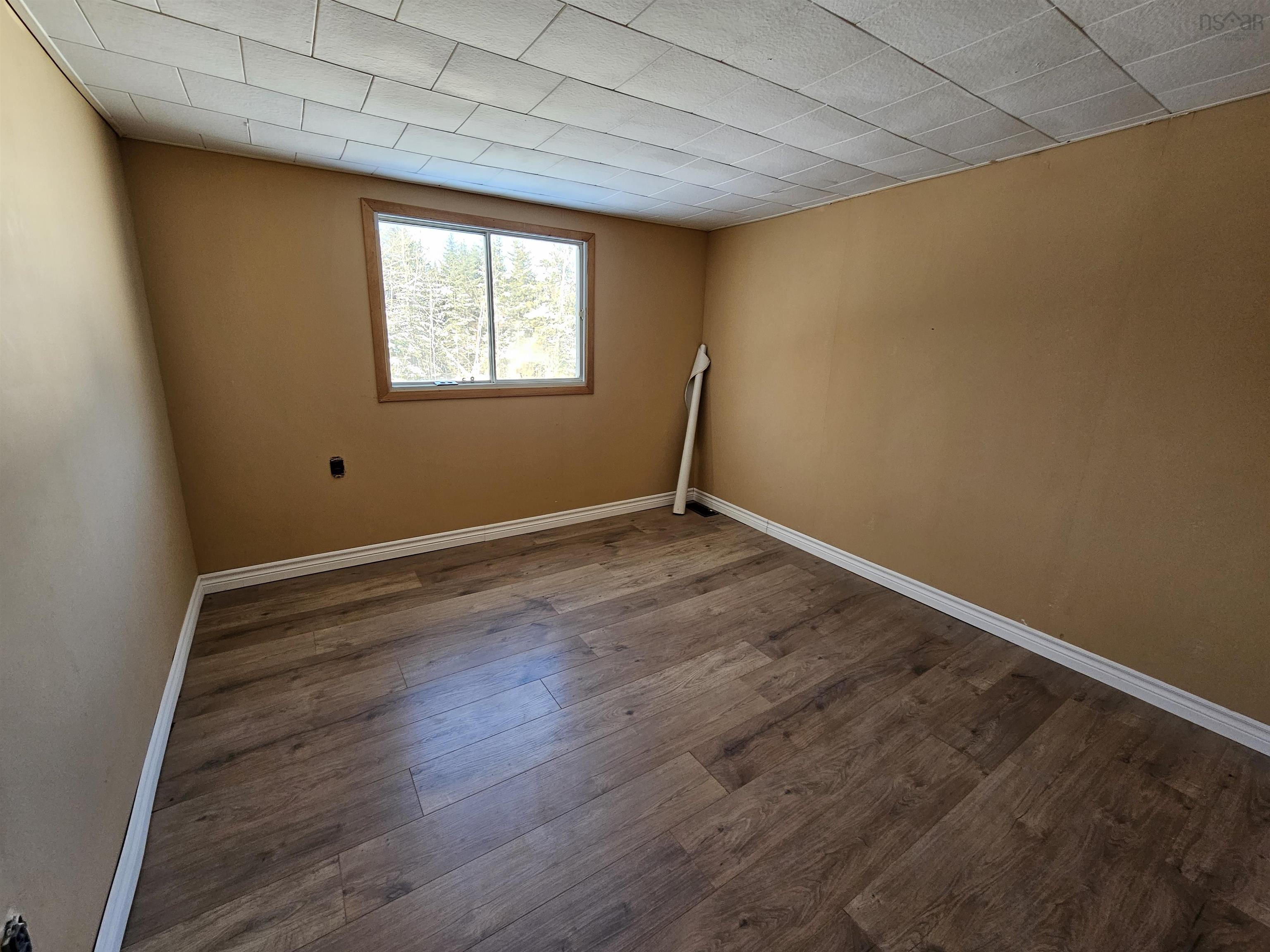 $210,000.00: 11845 Highway 2, Leamington