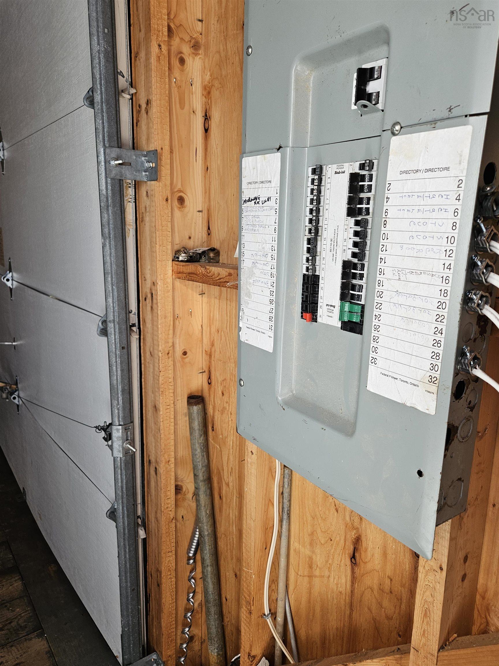 $210,000.00: 11845 Highway 2, Leamington