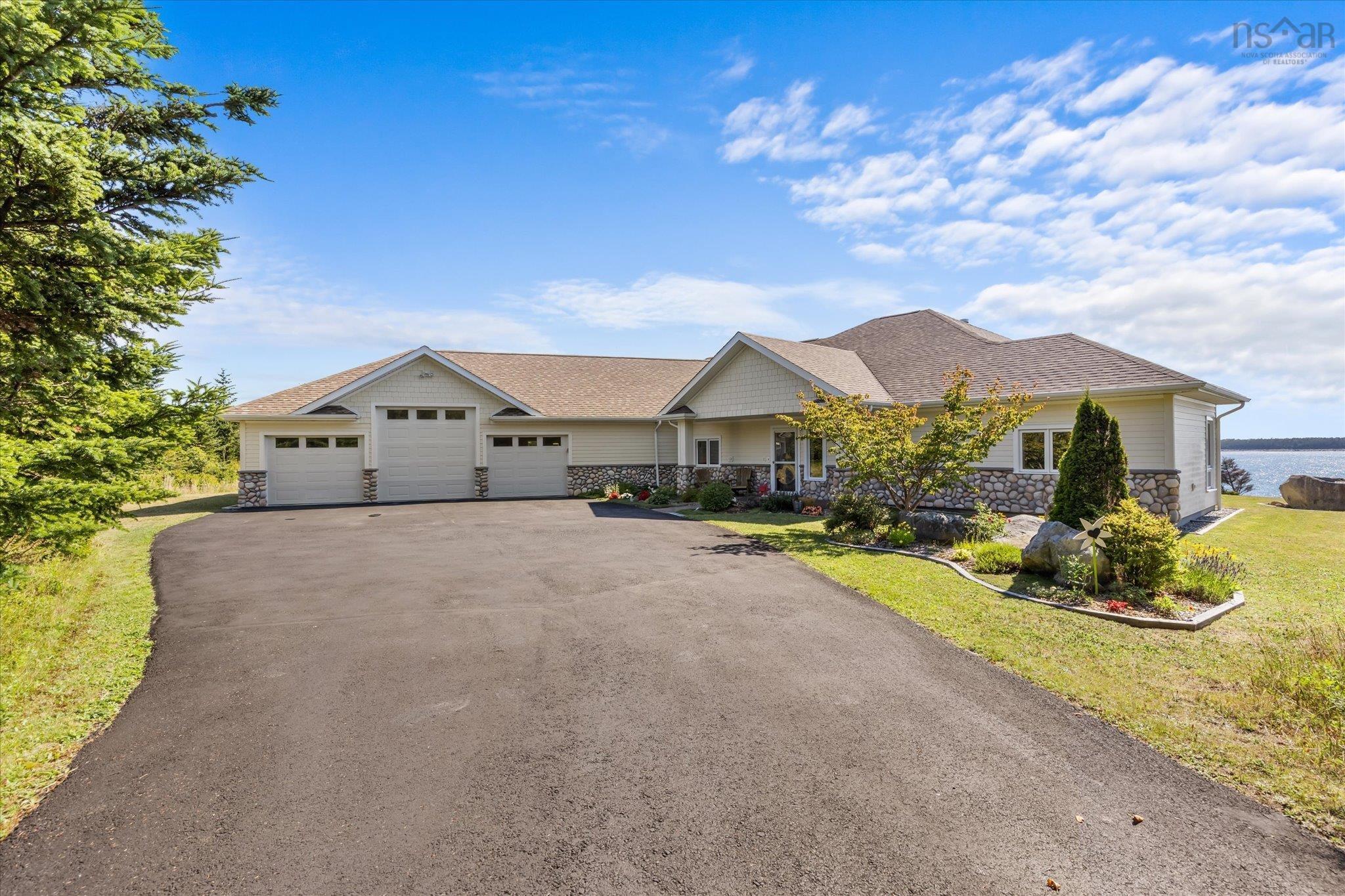 $945,000.00: 12 Partridge Lane, Lower Sandy Point