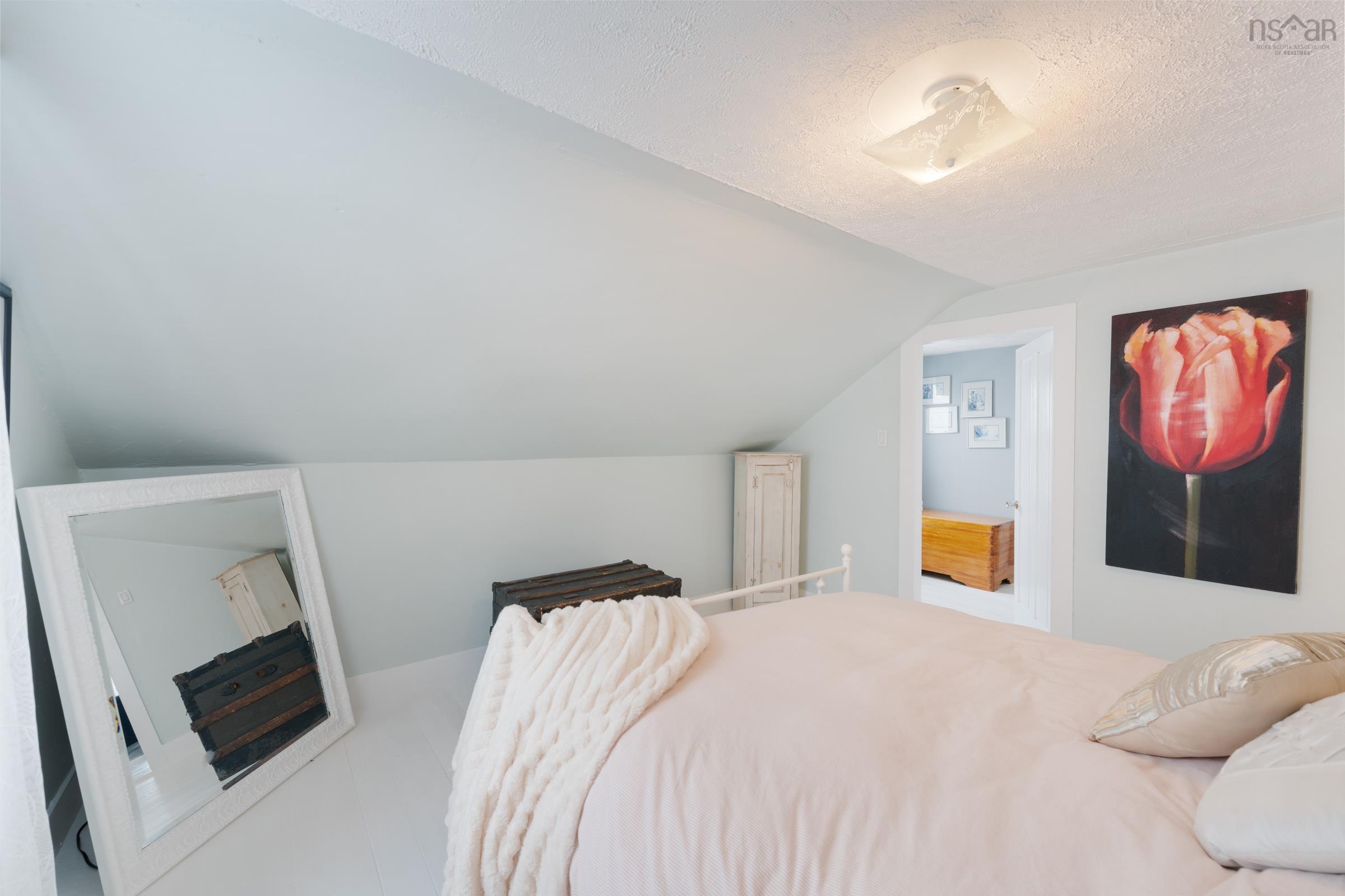 $479,900.00: 1529 Pereau Road, Delhaven