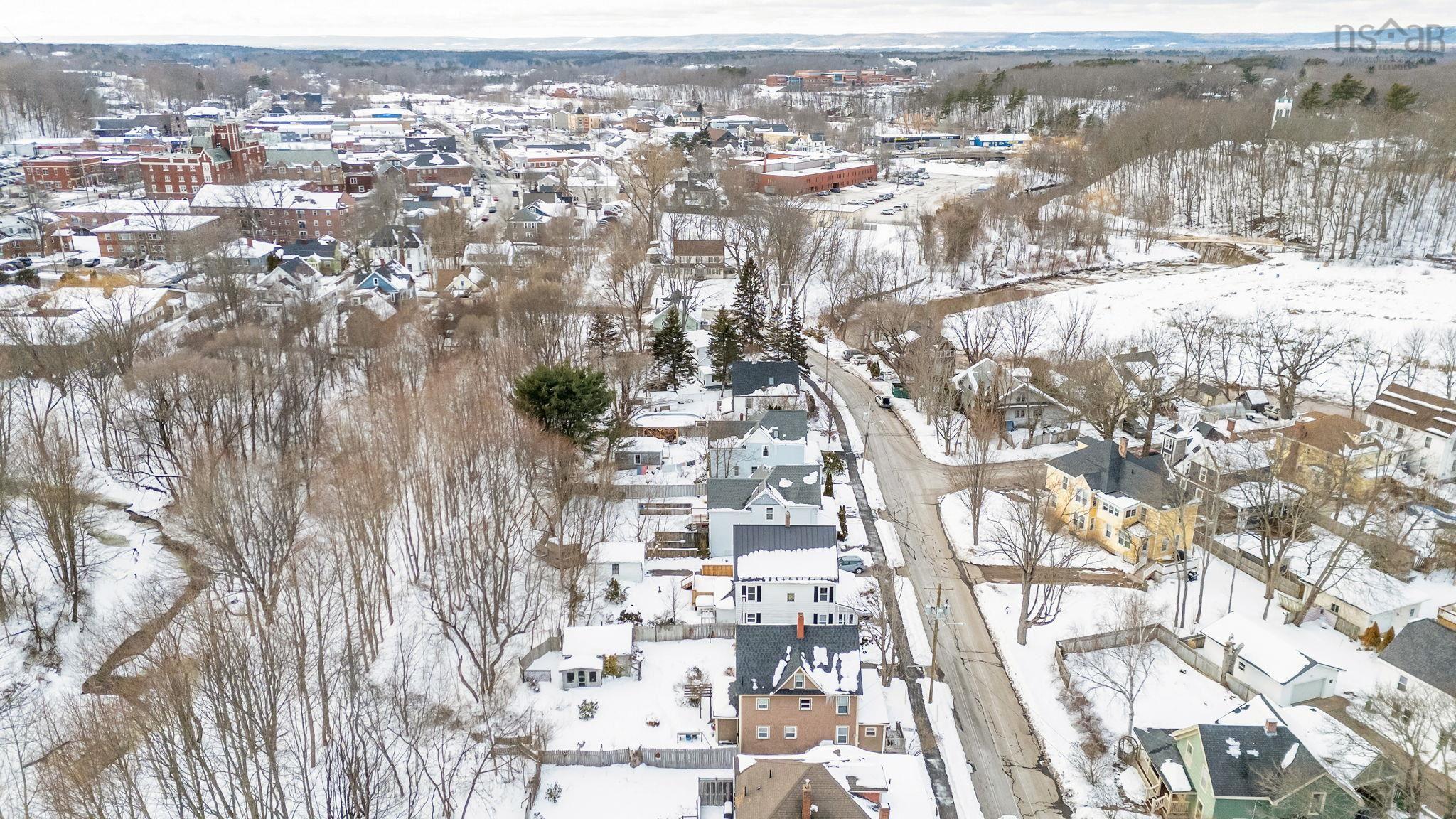 $525,000.00: 33 Klondyke Street, Kentville