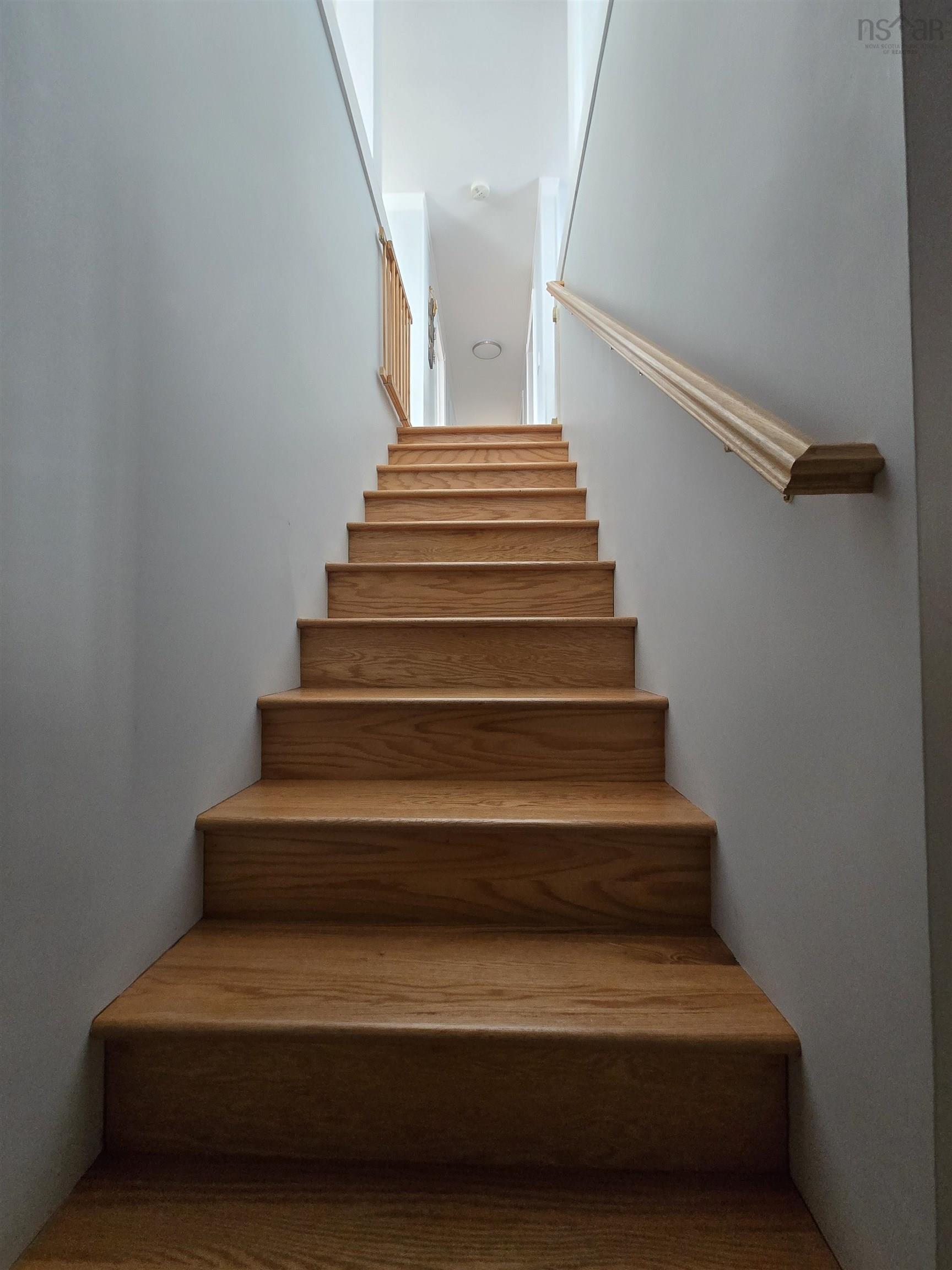 $279,900.00: 43 Glenda Crescent, Sydney