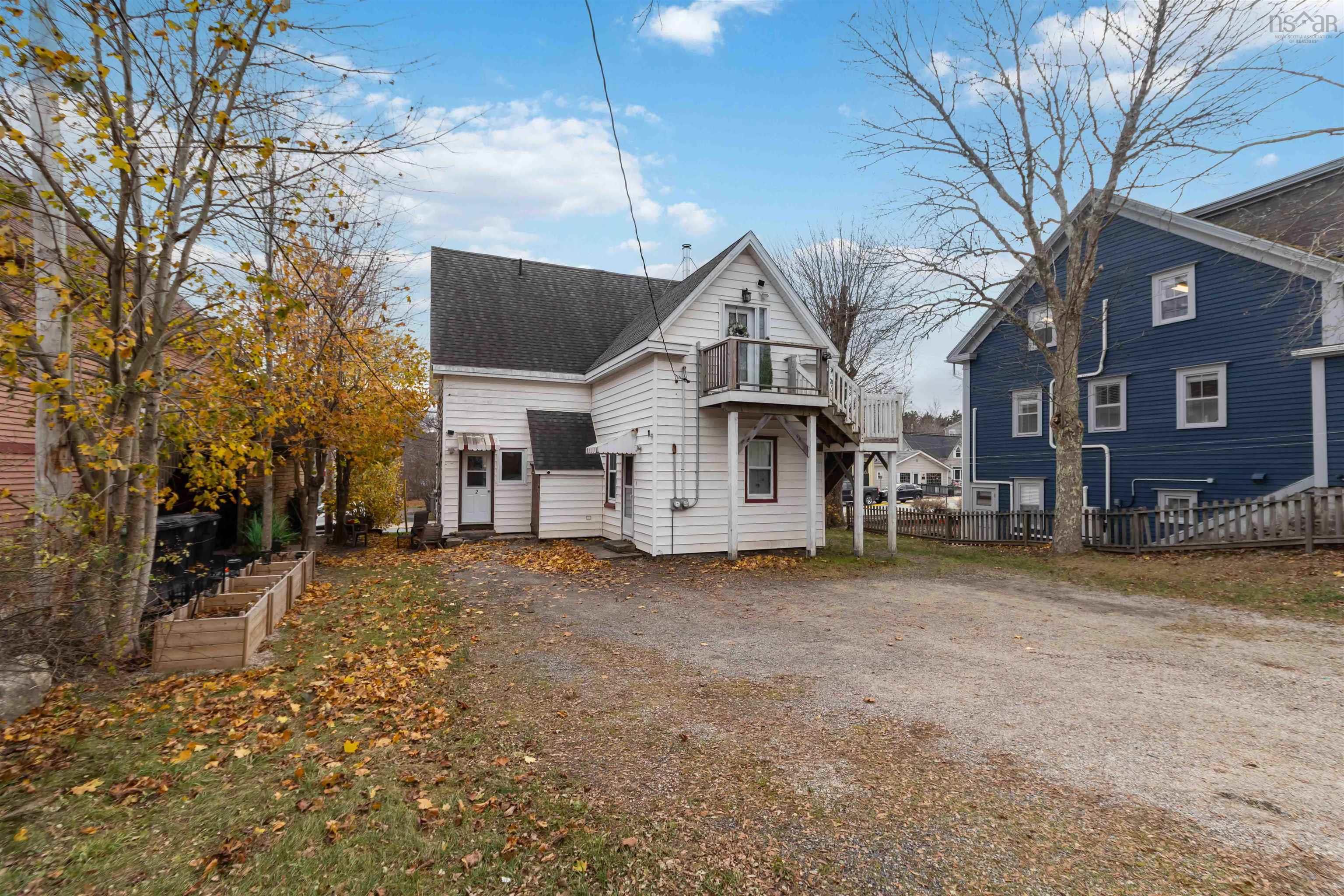 $649,900.00: 499 Main Street, Mahone Bay