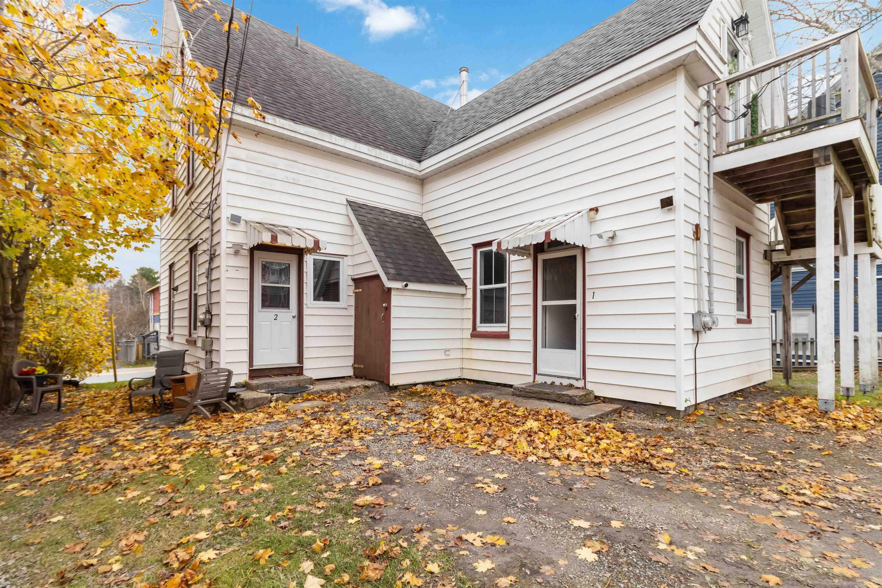 $649,900.00: 499 Main Street, Mahone Bay