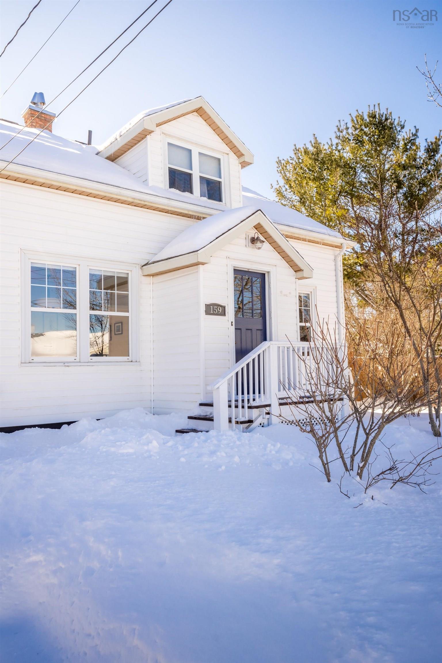 $499,000.00: 159 Pleasant Street, Wolfville