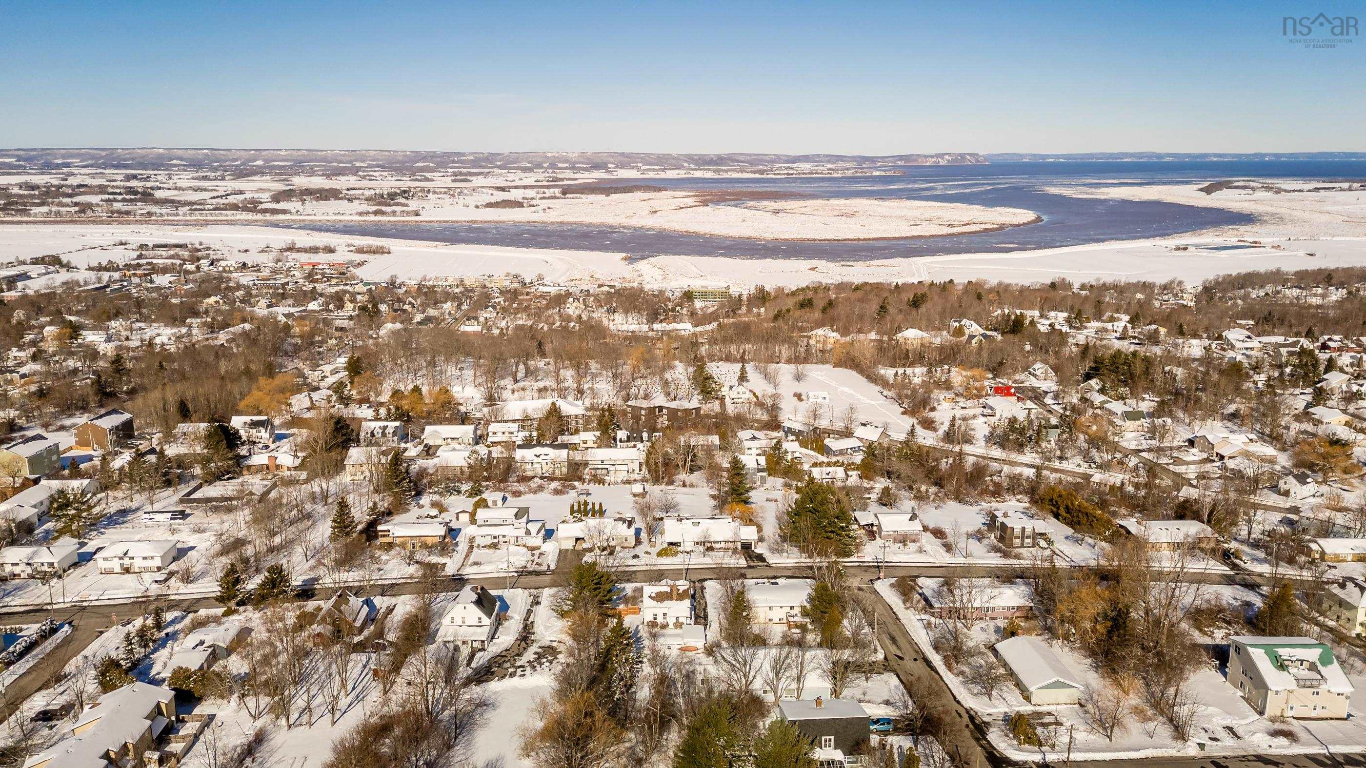 $499,000.00: 159 Pleasant Street, Wolfville