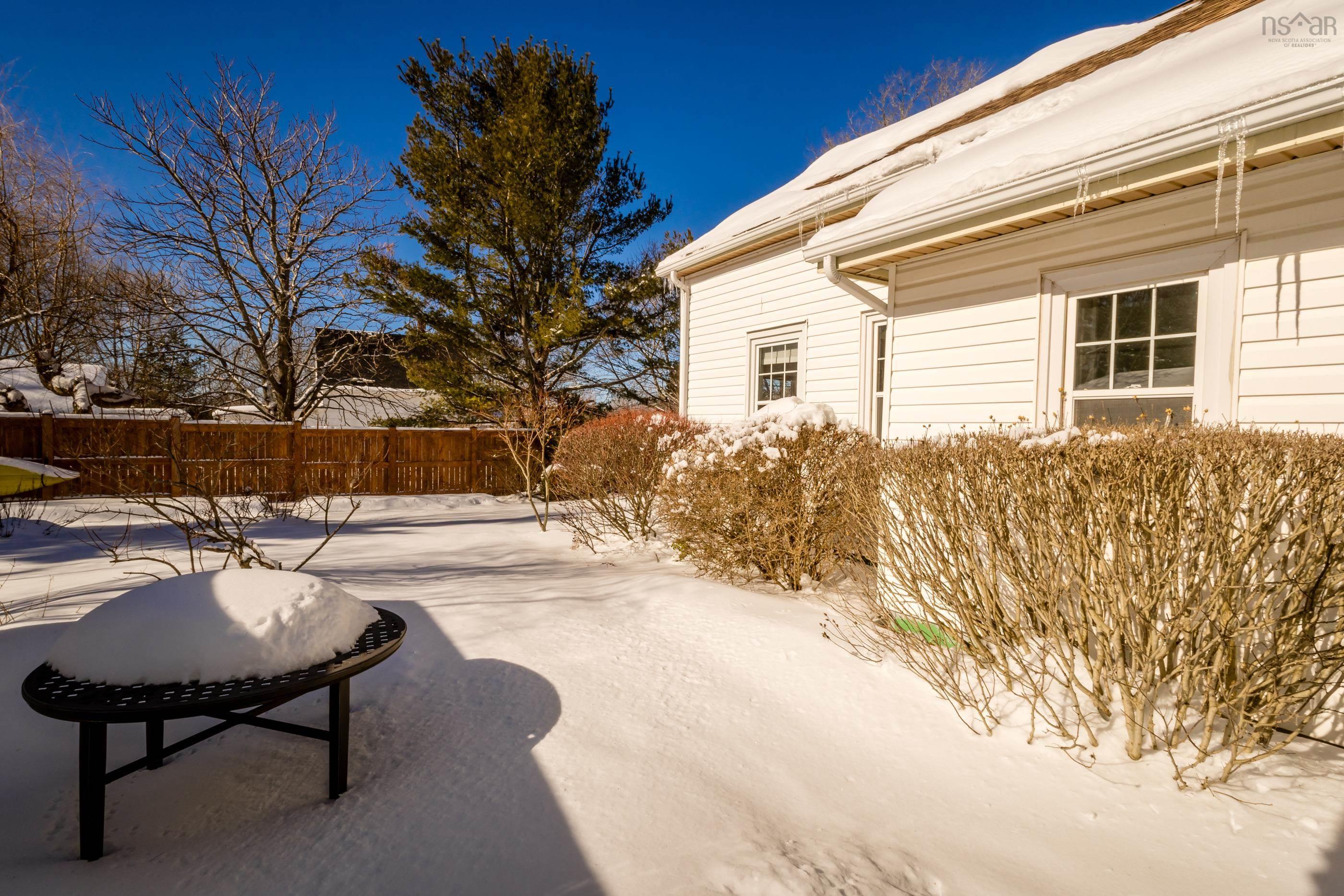 $499,000.00: 159 Pleasant Street, Wolfville