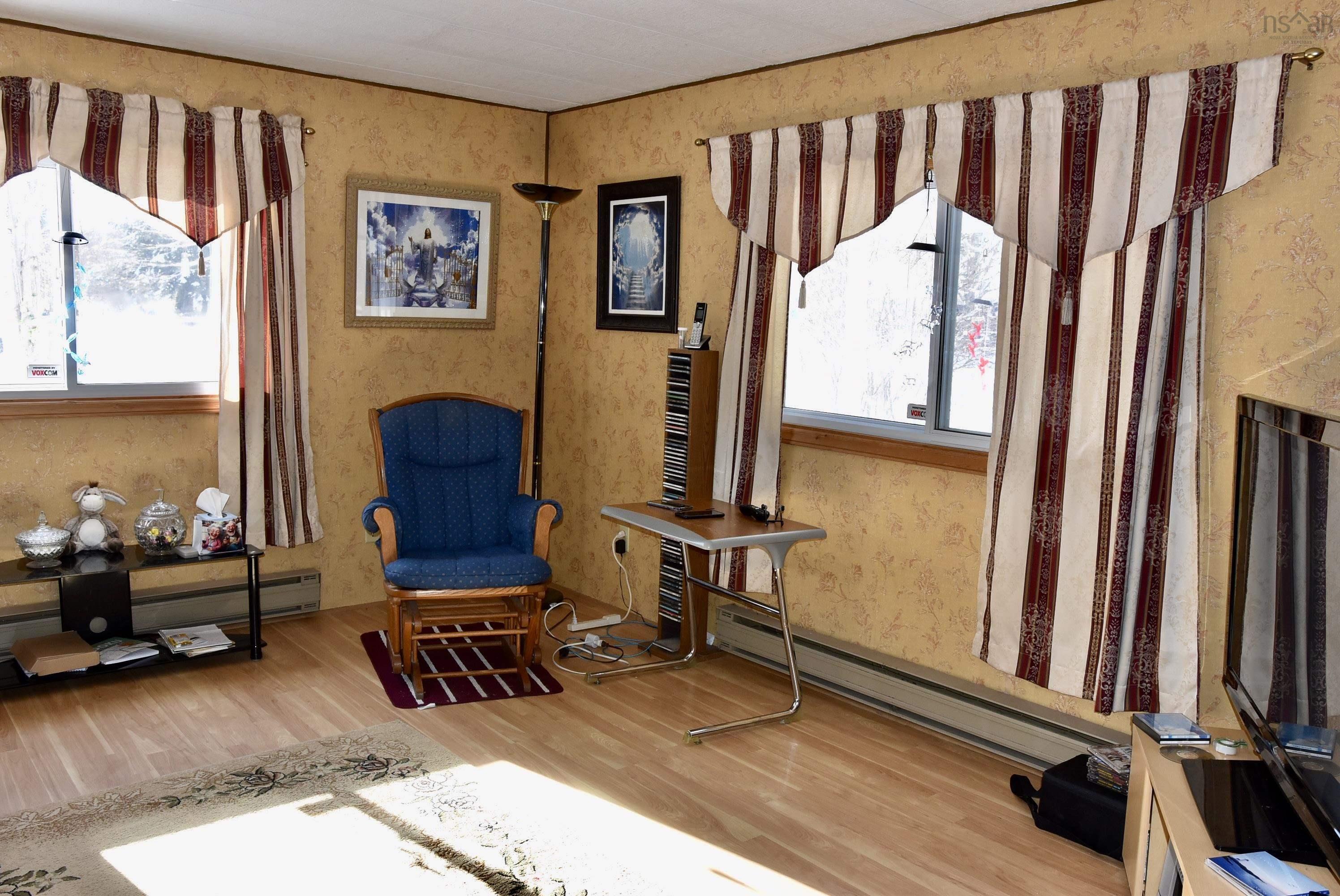 $255,000.00: 236 Weltons Lane, Meadowvale