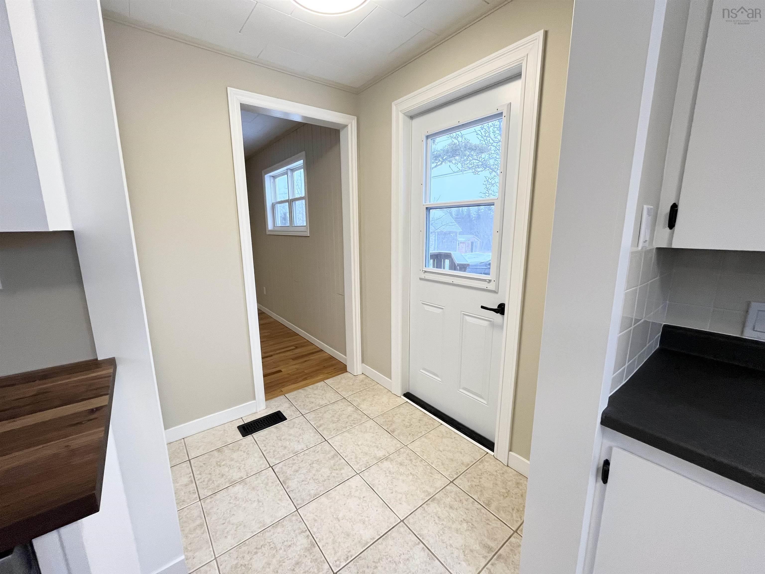 $499,000.00: 89 Stoney Island Road, North East Point