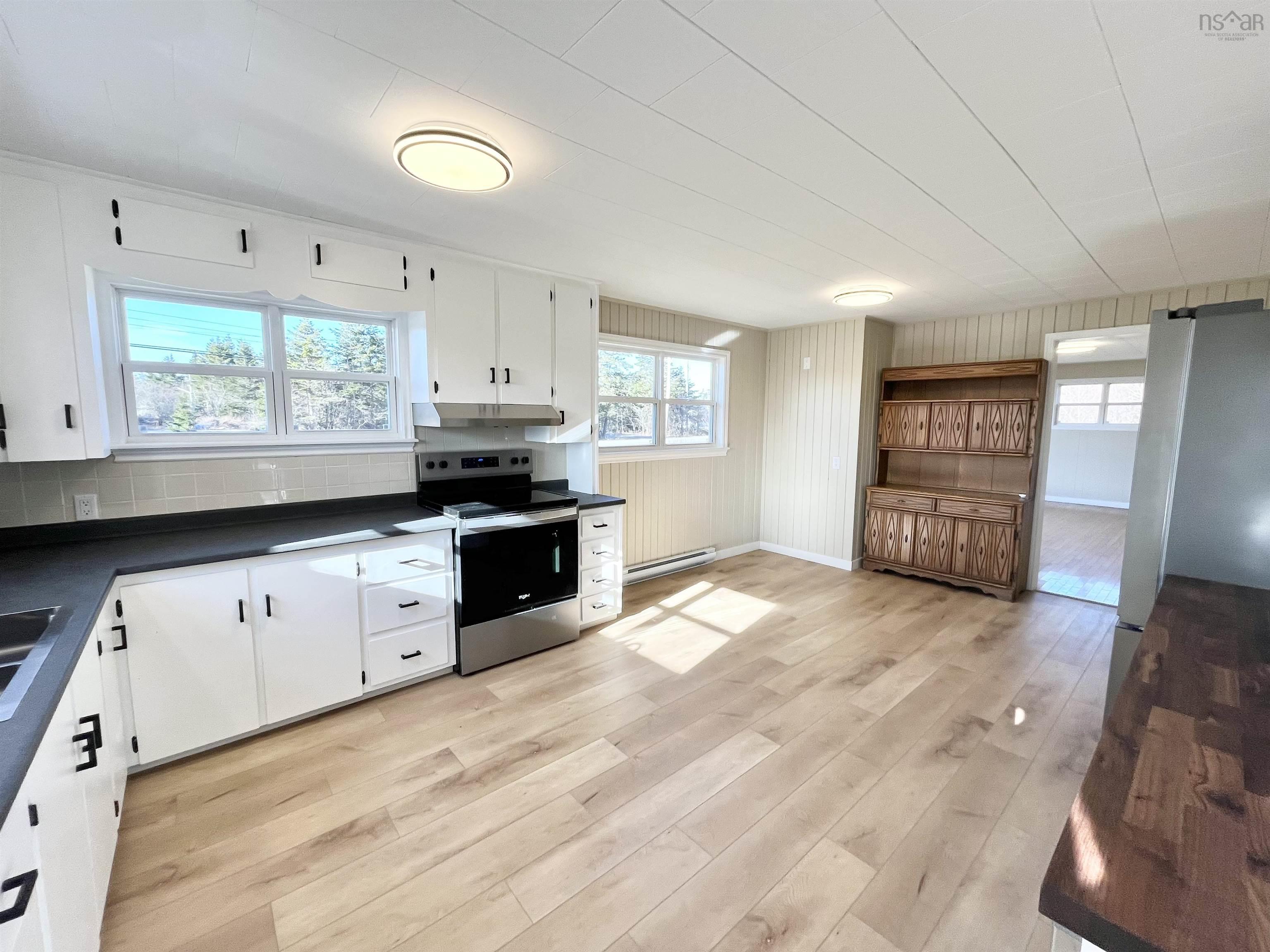 $449,000.00: 89 Stoney Island Road, North East Point