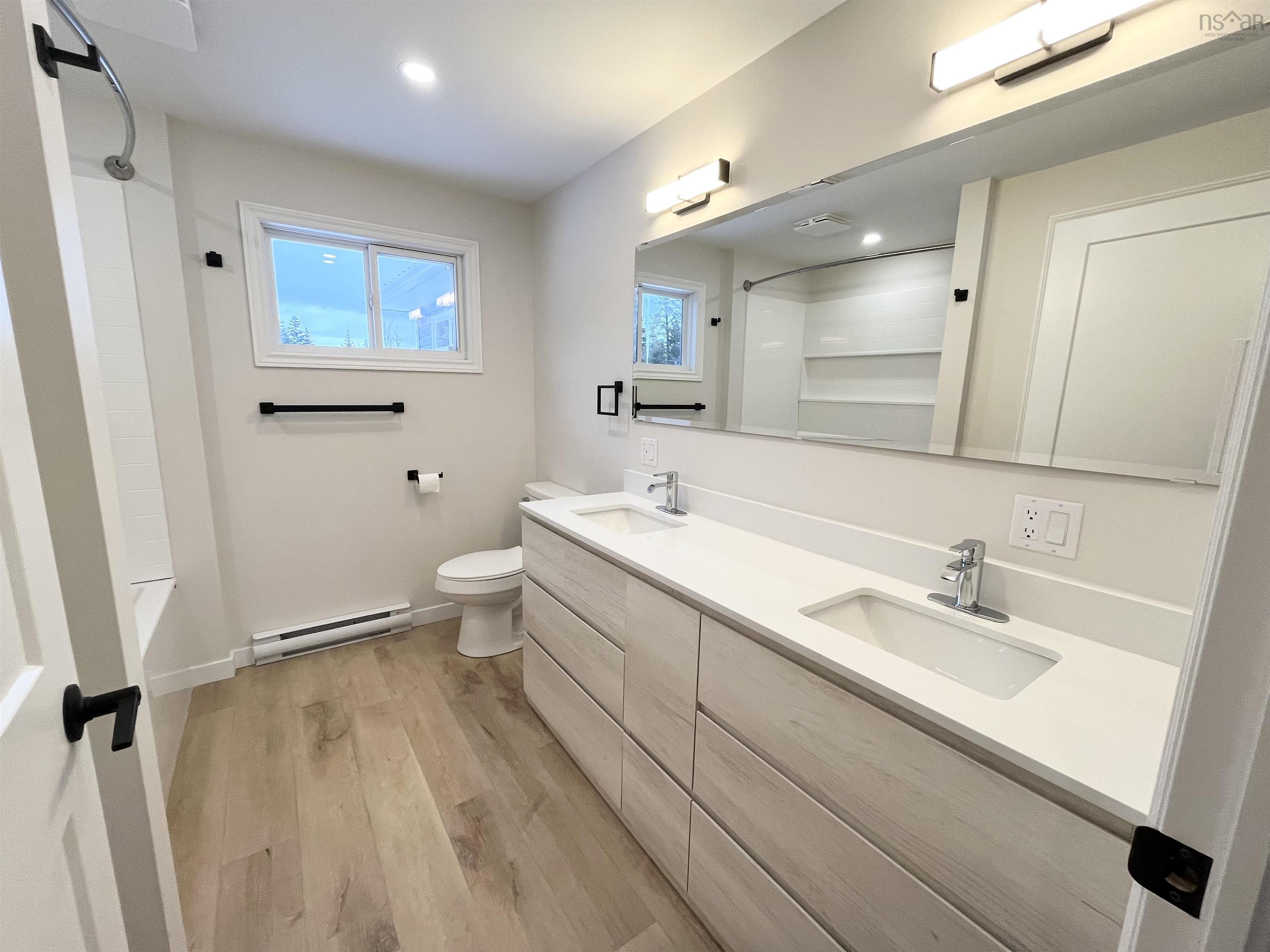 $499,000.00: 89 Stoney Island Road, North East Point