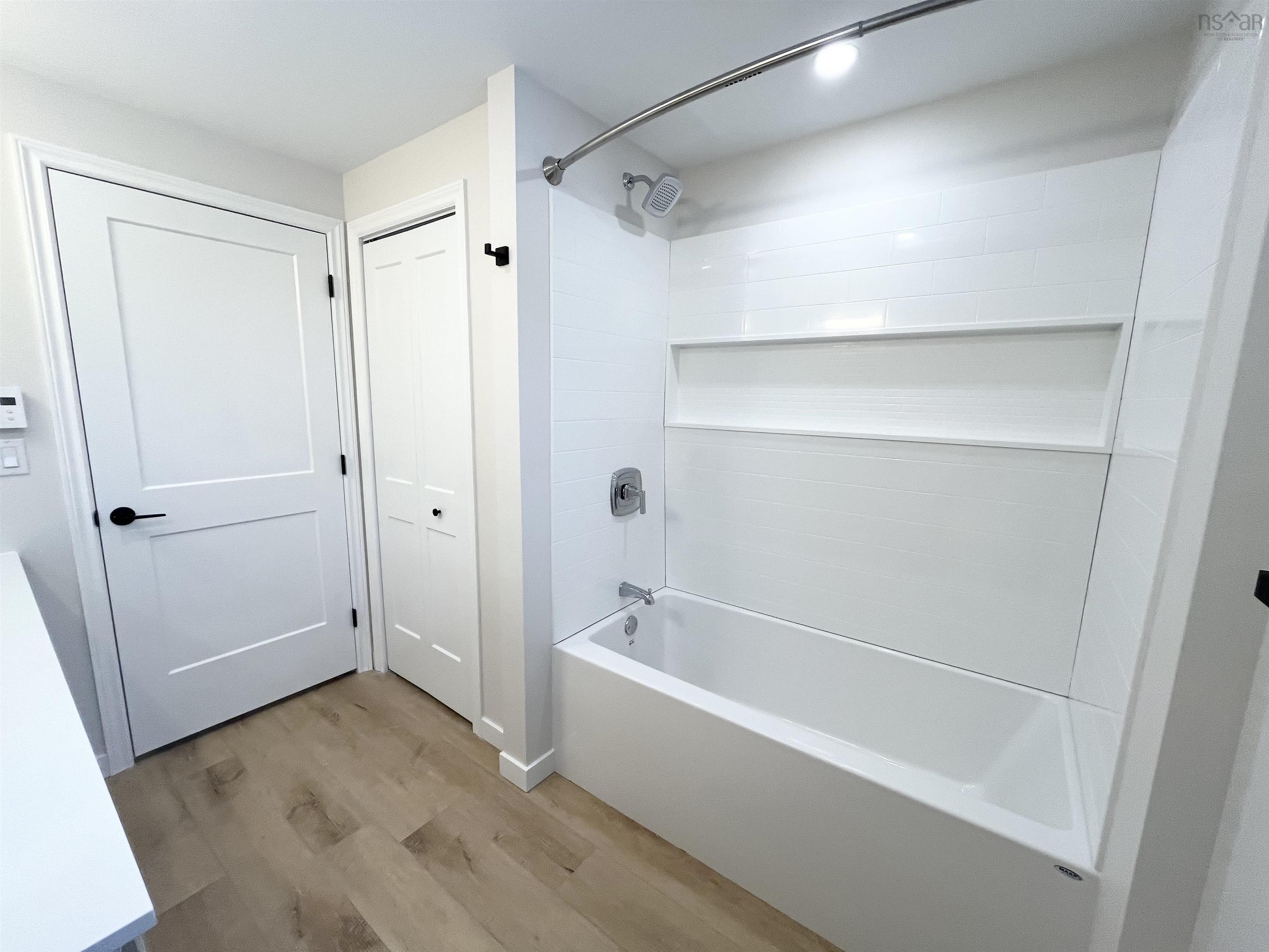 $499,000.00: 89 Stoney Island Road, North East Point