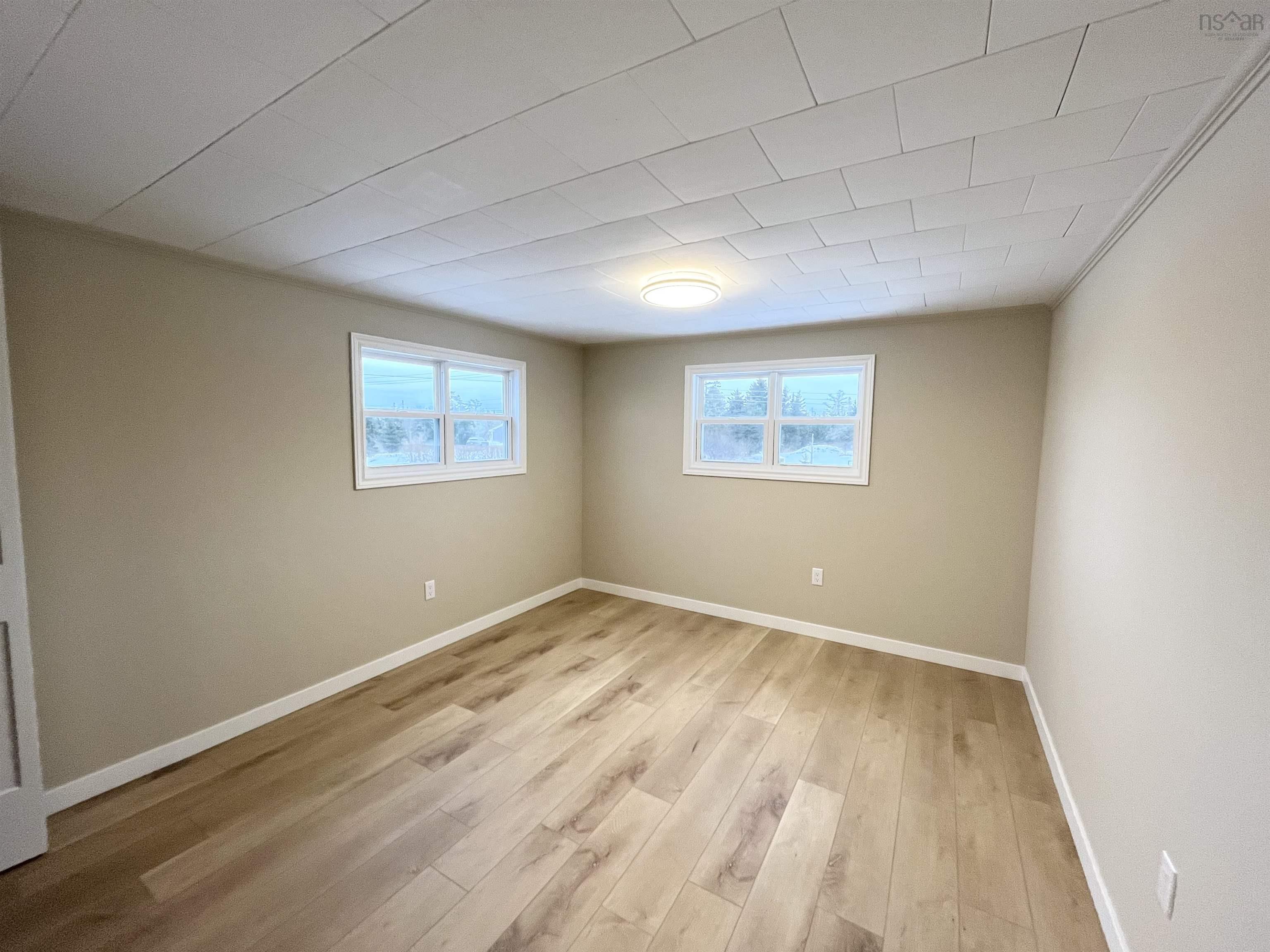 $499,000.00: 89 Stoney Island Road, North East Point