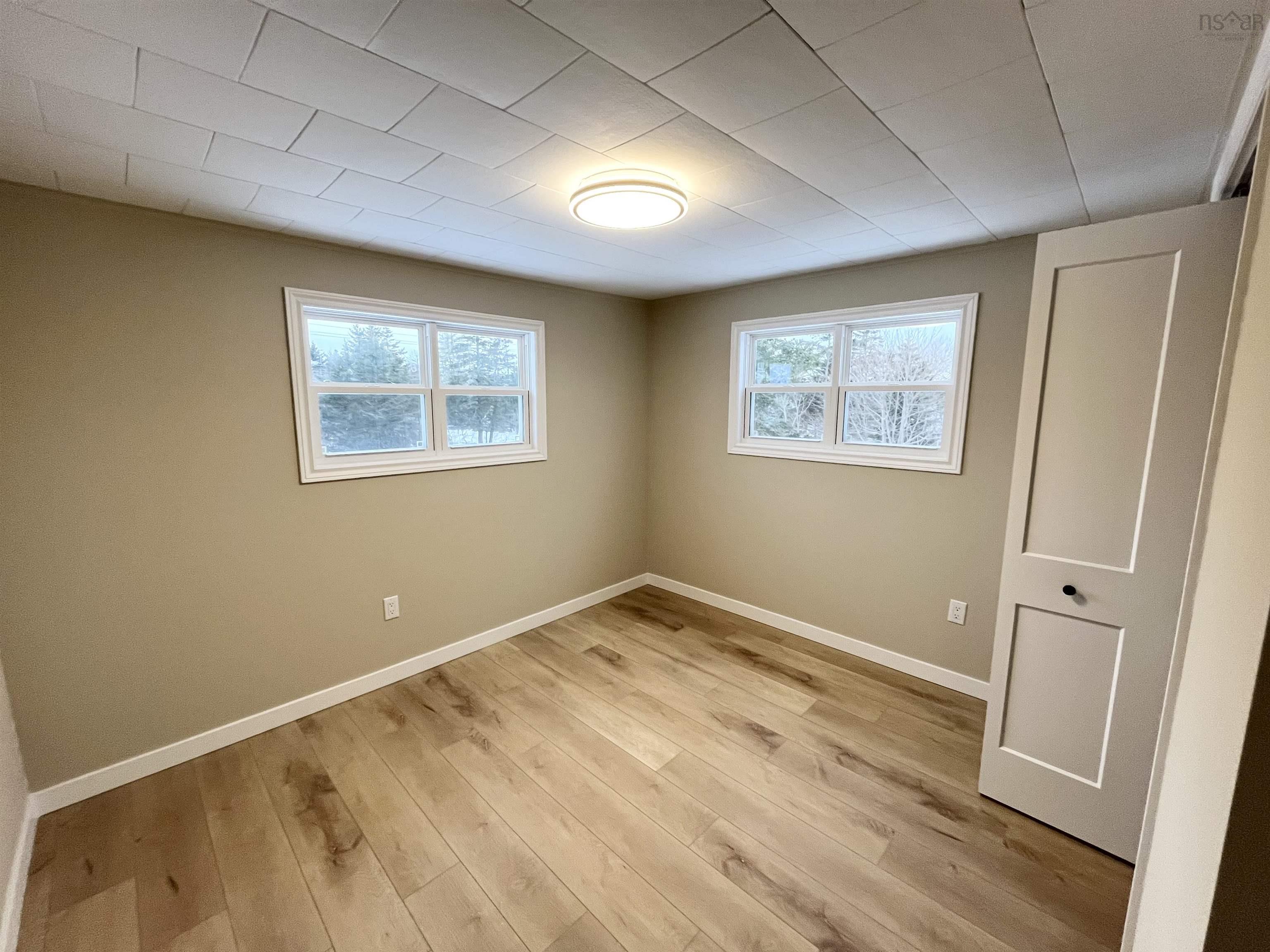 $499,000.00: 89 Stoney Island Road, North East Point