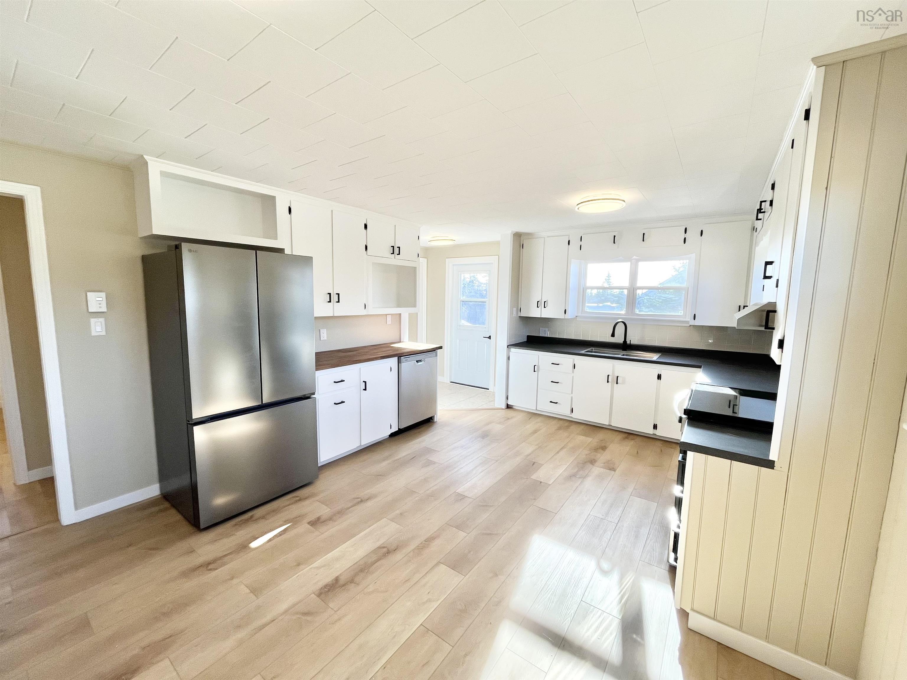 $449,000.00: 89 Stoney Island Road, North East Point
