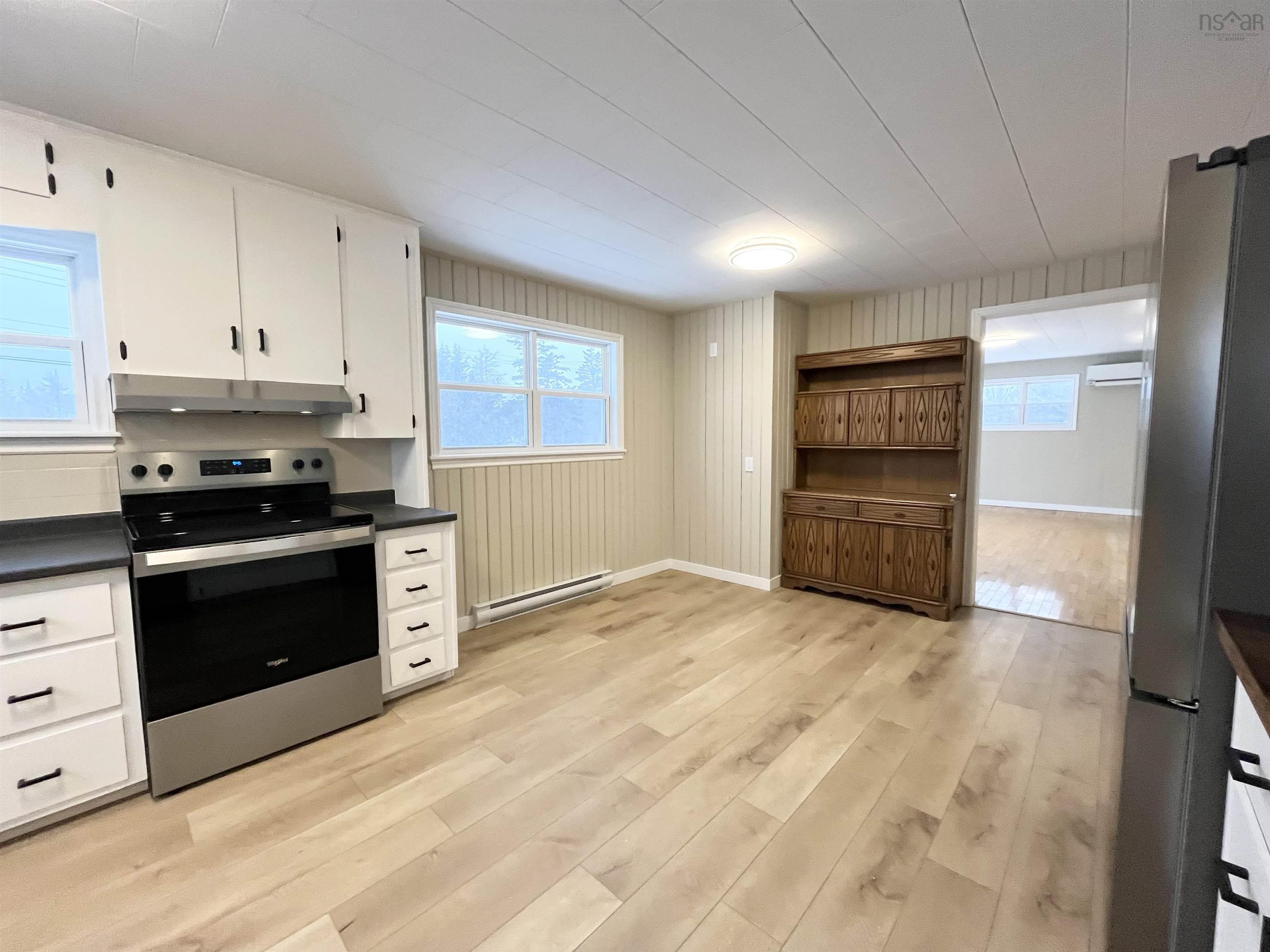 $499,000.00: 89 Stoney Island Road, North East Point