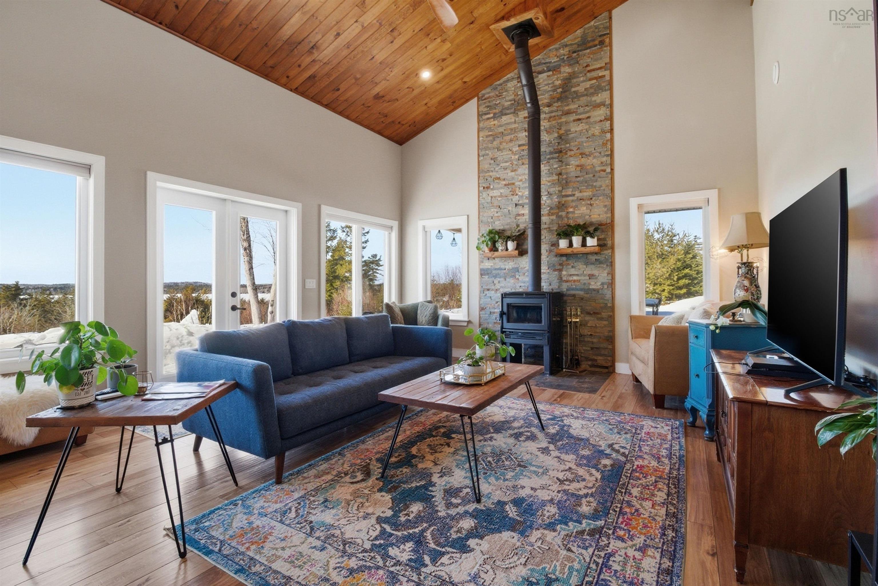 $724,900.00: 45 River Mill Terrace, Conquerall Mills