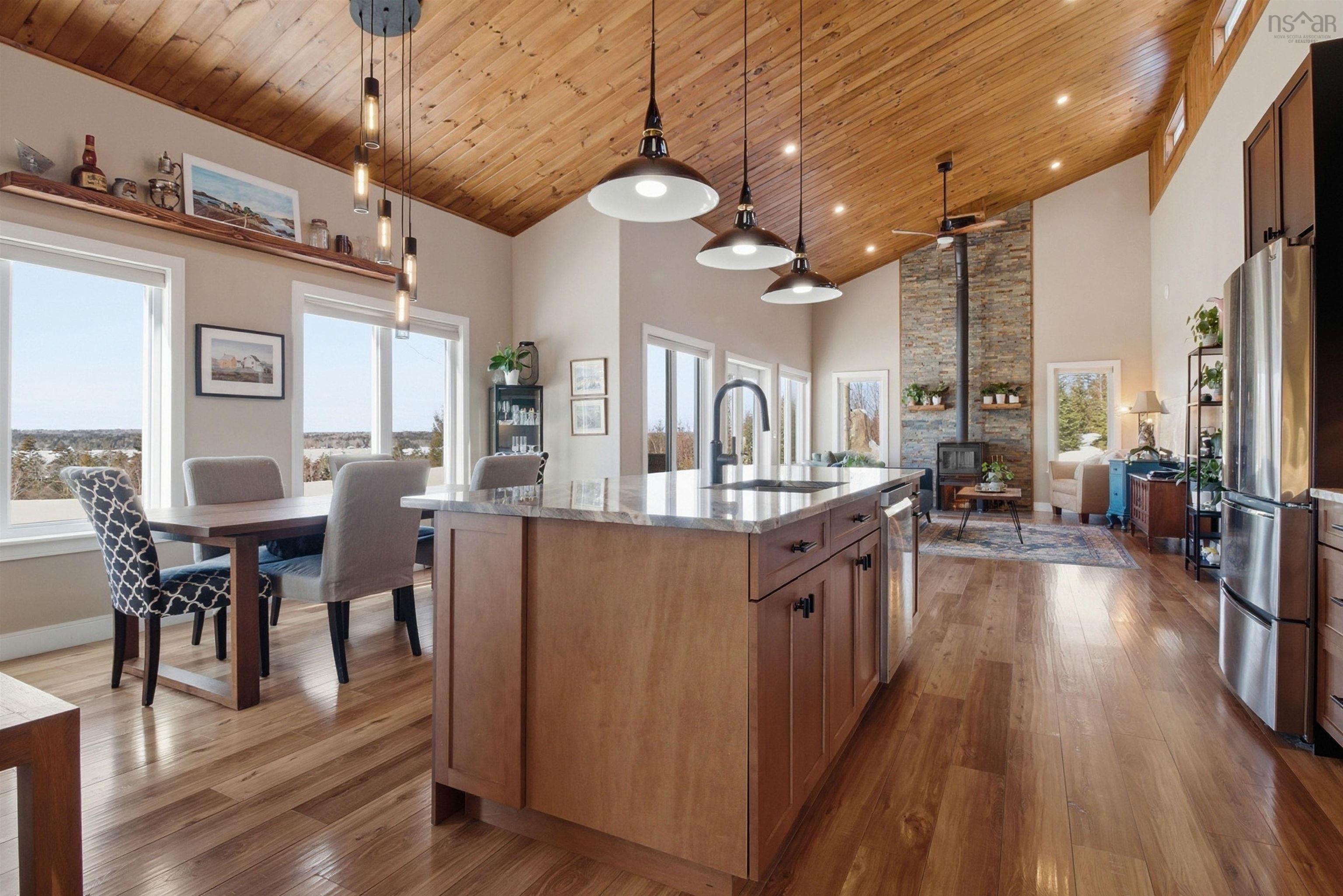 $724,900.00: 45 River Mill Terrace, Conquerall Mills