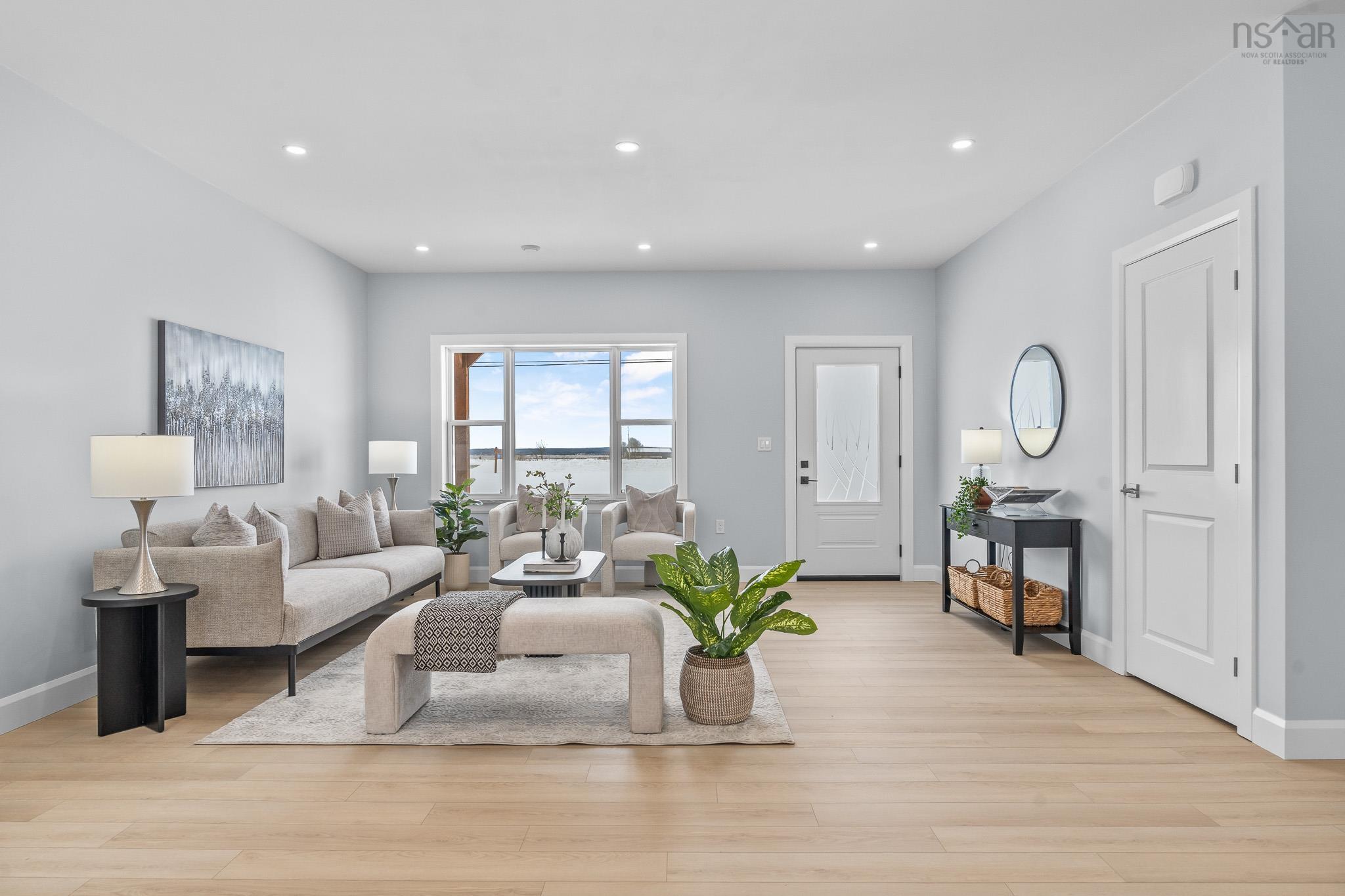 $524,900.00: 11297 Highway 2, Masstown