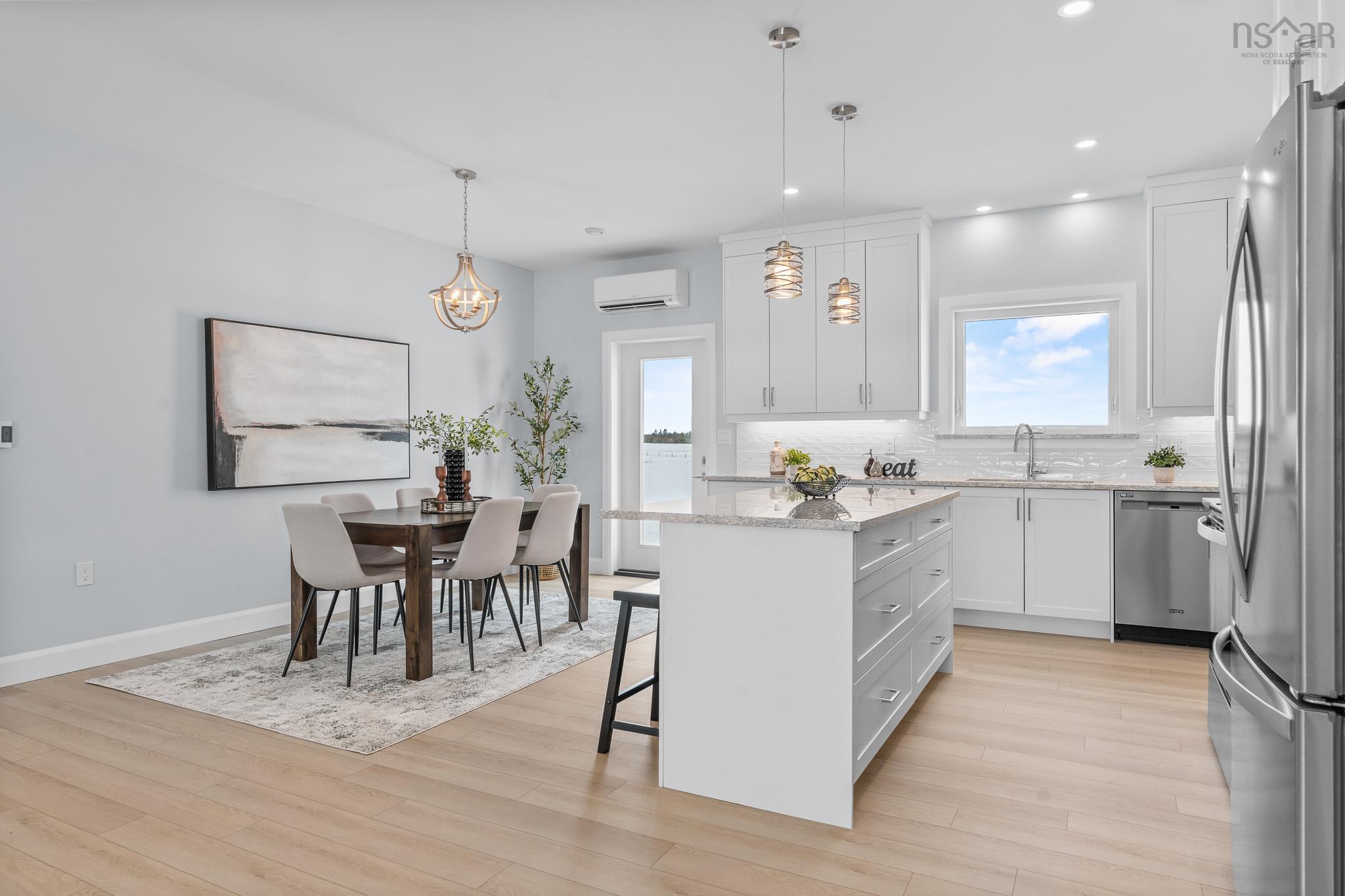 $524,900.00: 11297 Highway 2, Masstown