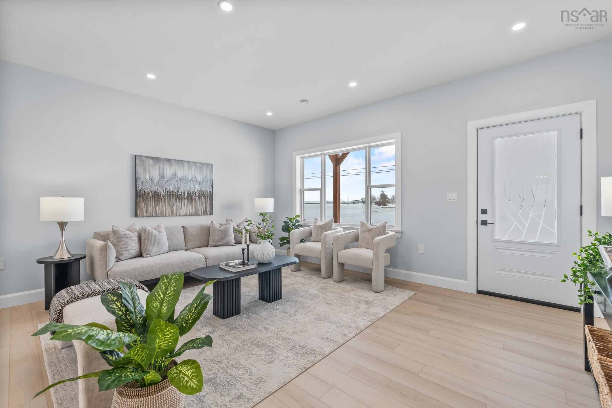 $524,900.00: 11297 Highway 2, Masstown