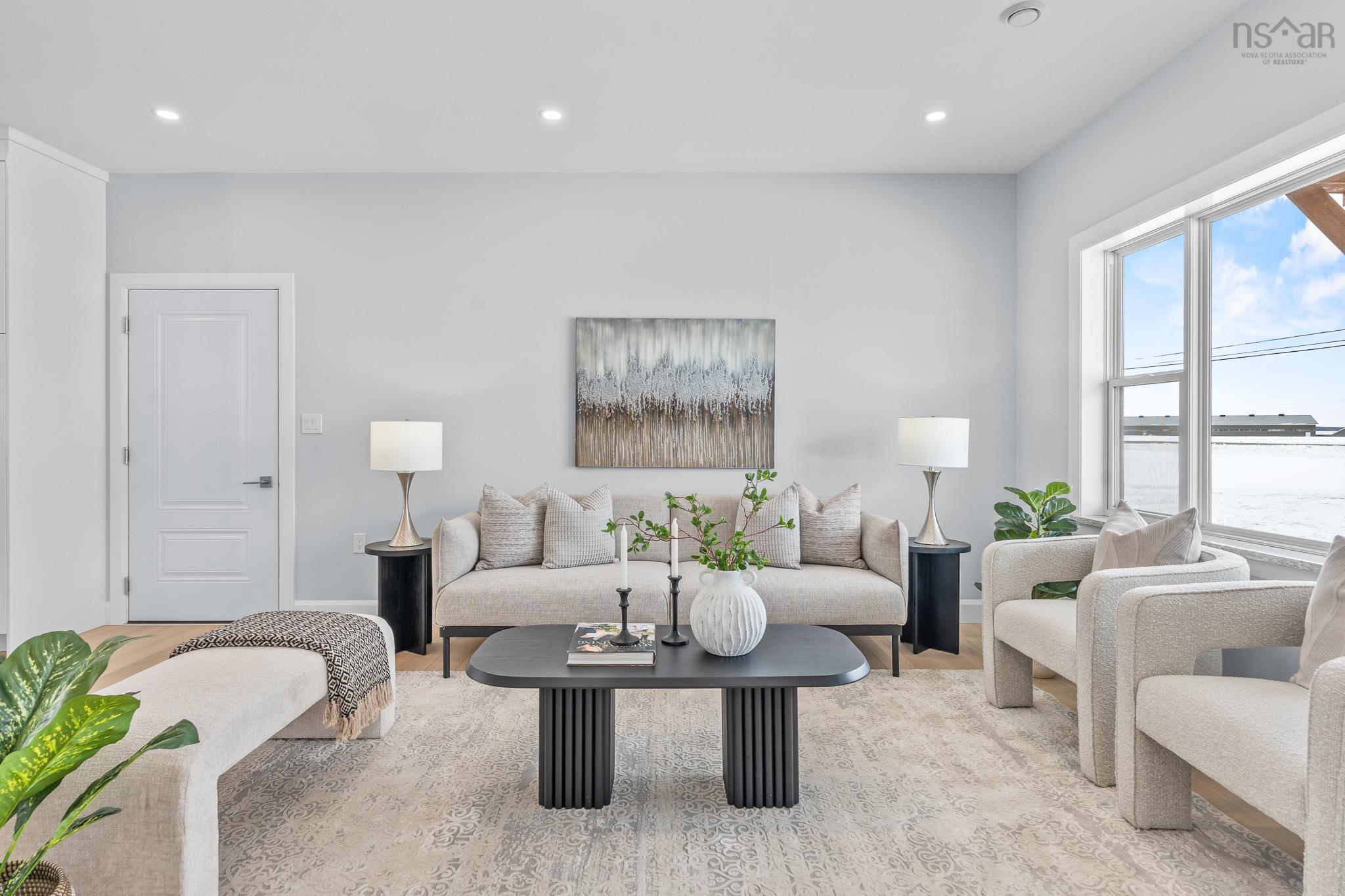 $524,900.00: 11297 Highway 2, Masstown