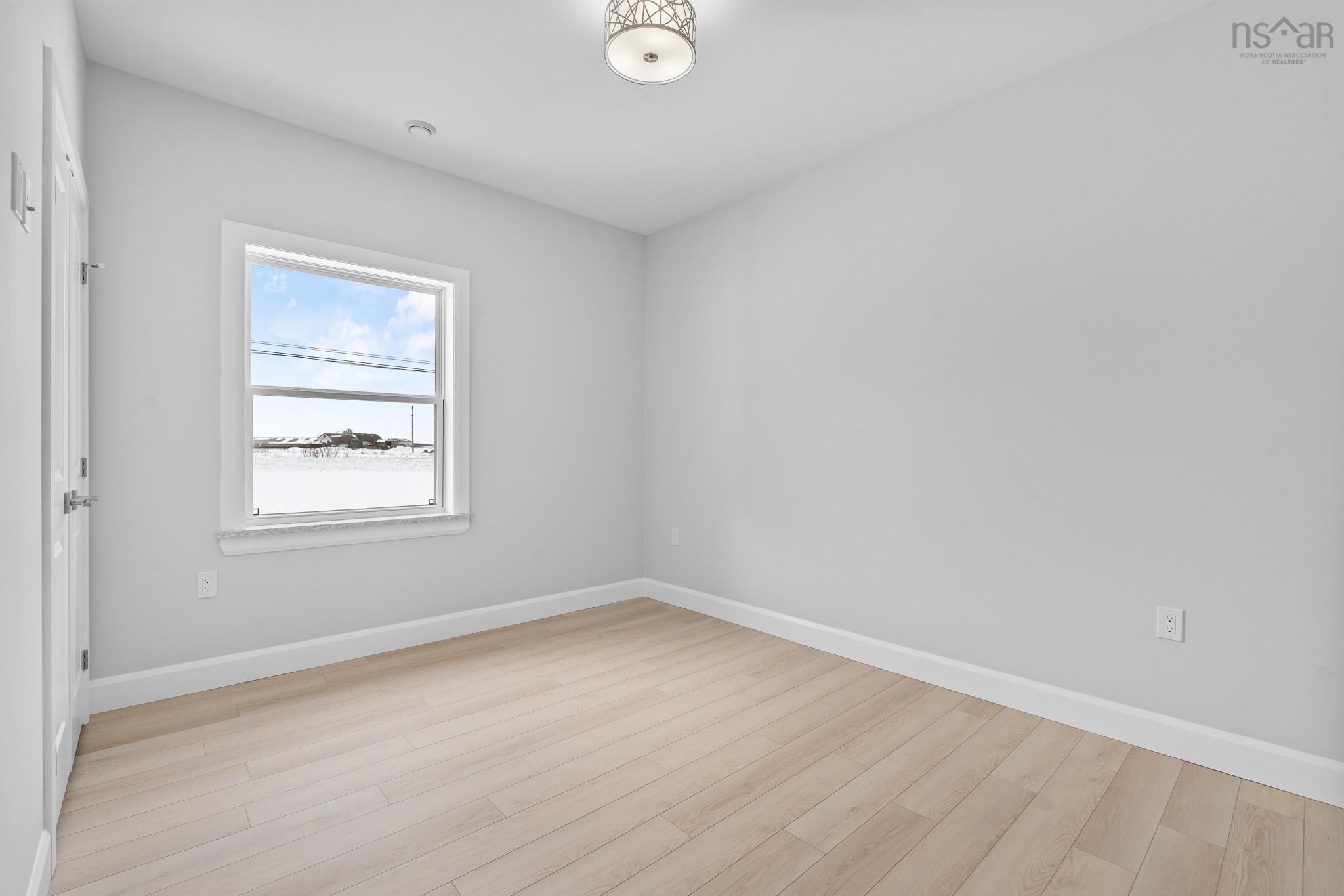 $524,900.00: 11297 Highway 2, Masstown