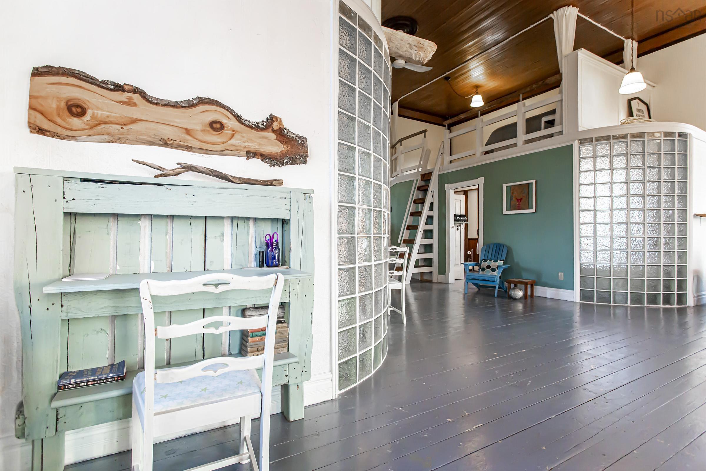 $399,000.00: 12352 Shore Road, Port George