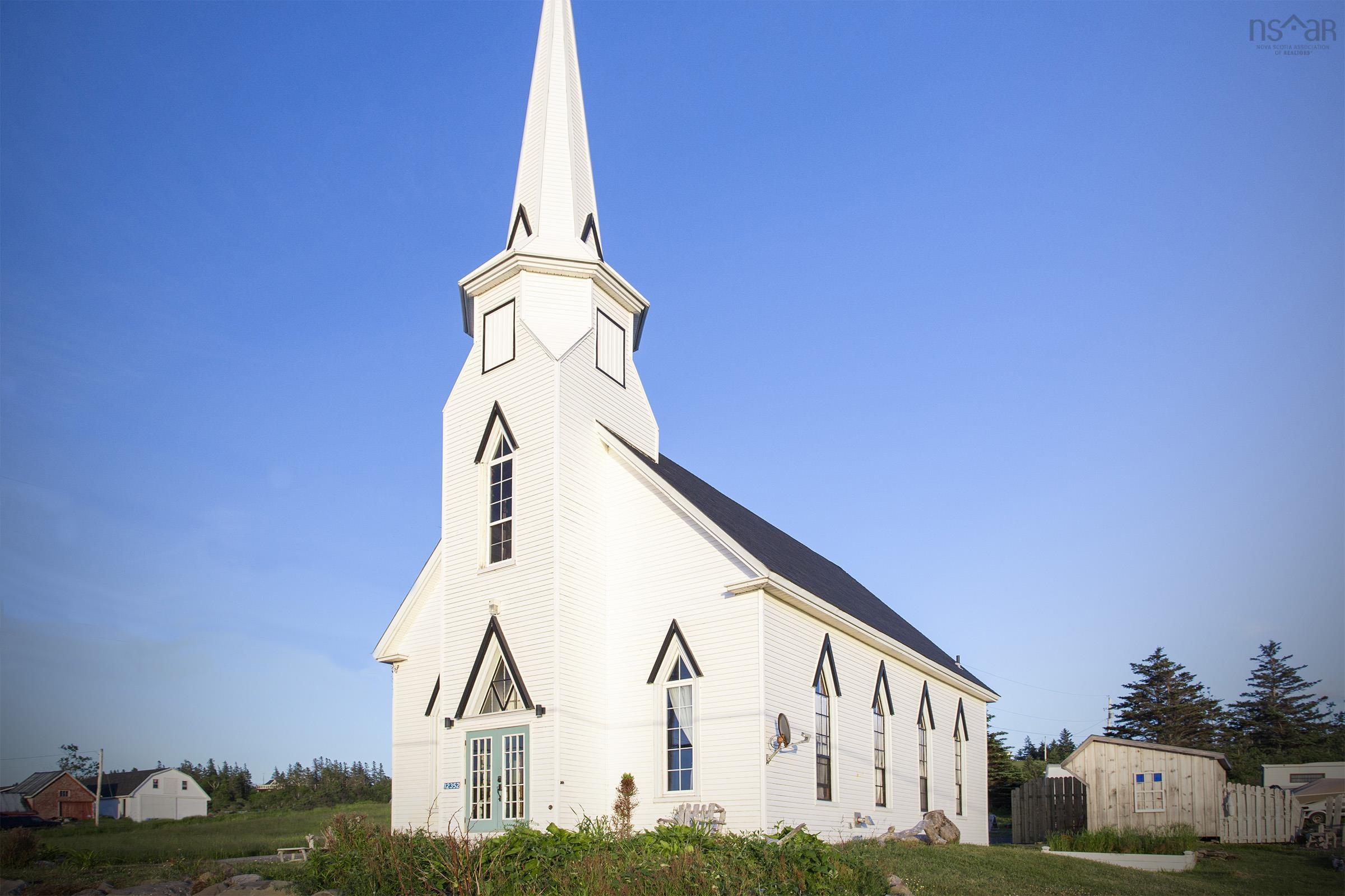 $399,000.00: 12352 Shore Road, Port George