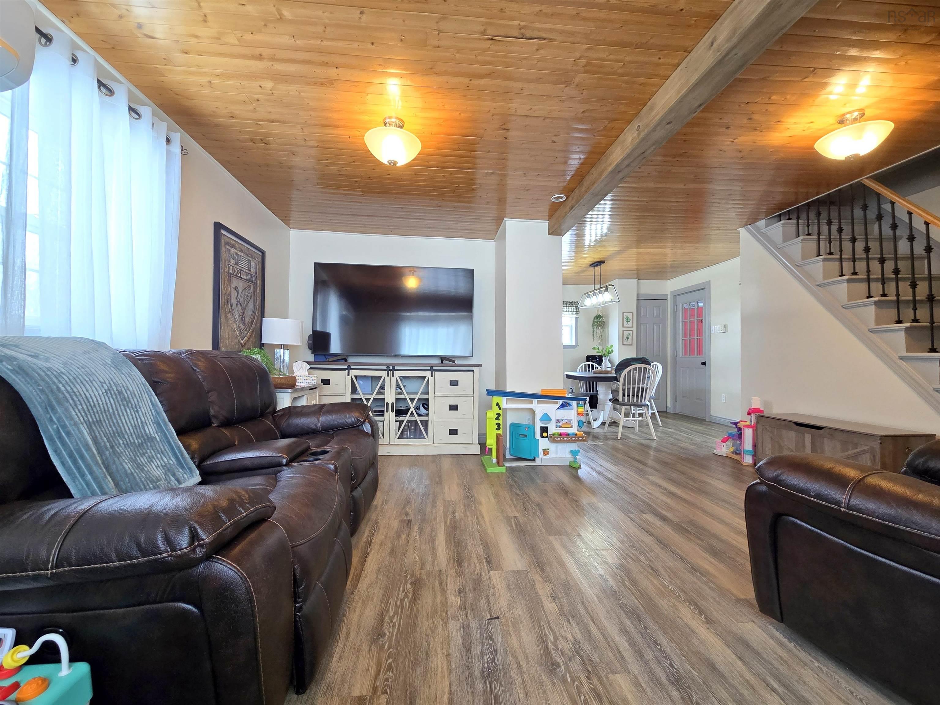 $249,900.00: 2816 Barronsfield Road, River Hebert