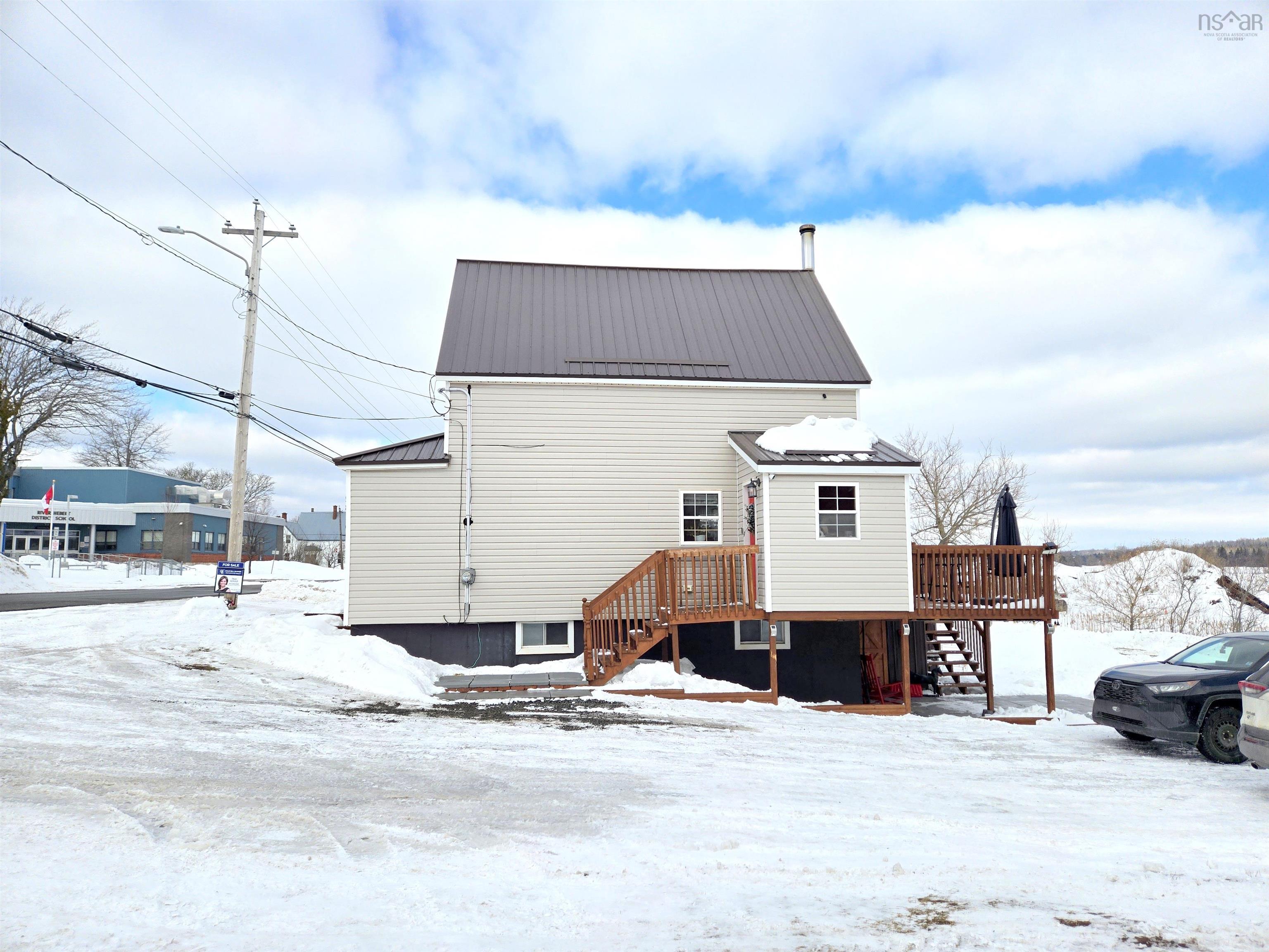 $249,900.00: 2816 Barronsfield Road, River Hebert