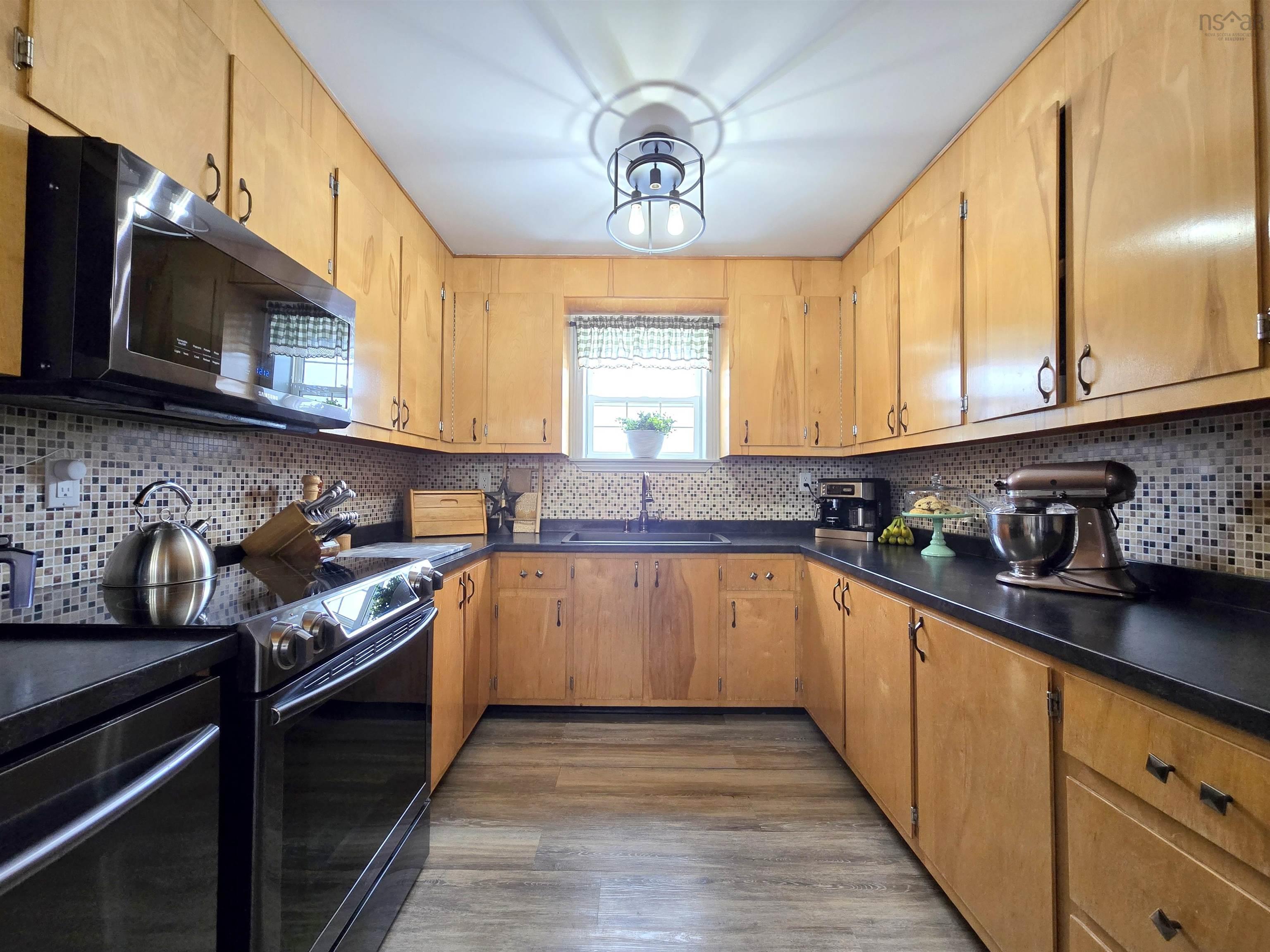 $249,900.00: 2816 Barronsfield Road, River Hebert