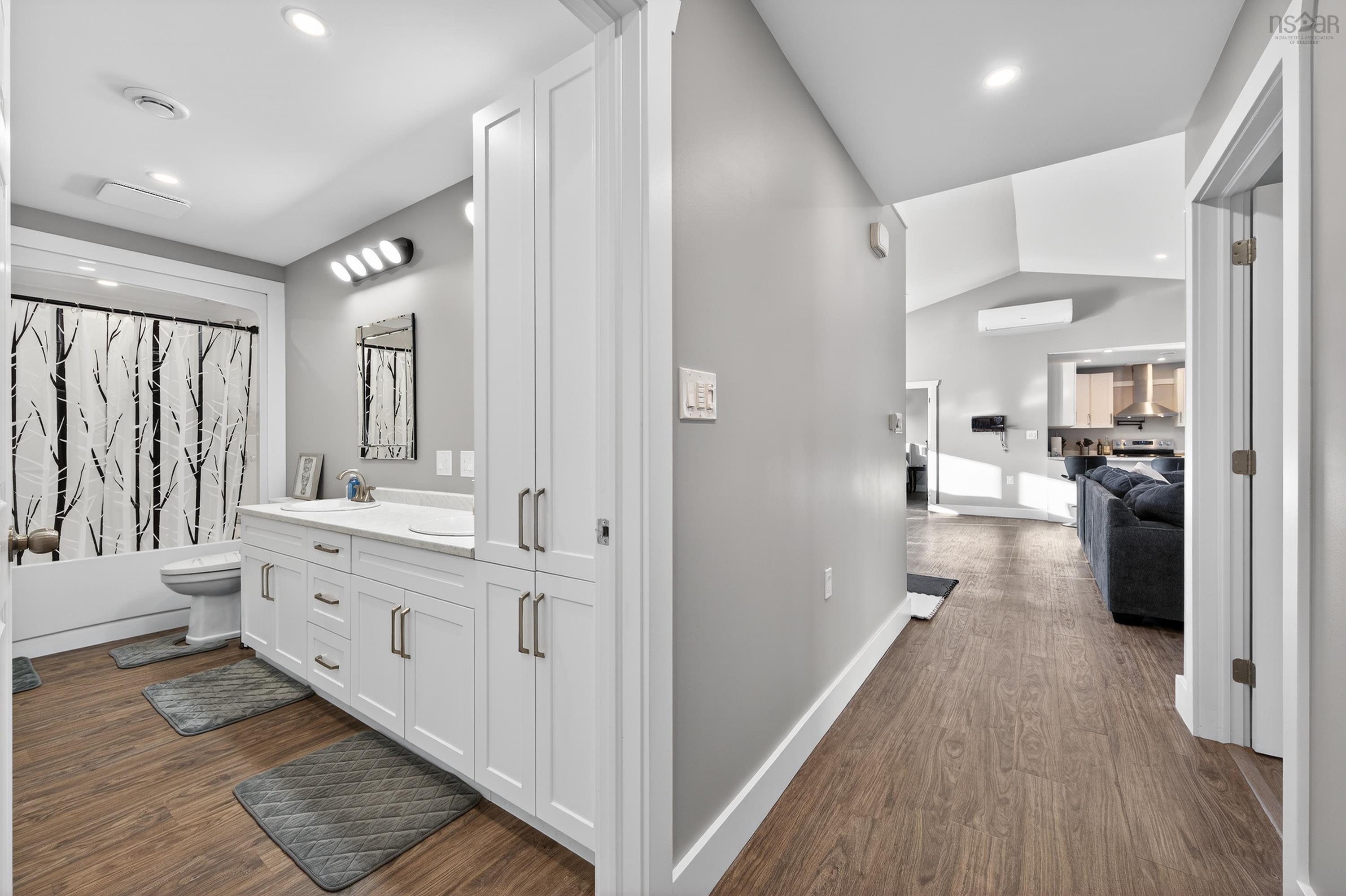 $550,000.00: 73 Michael Street, Sydney