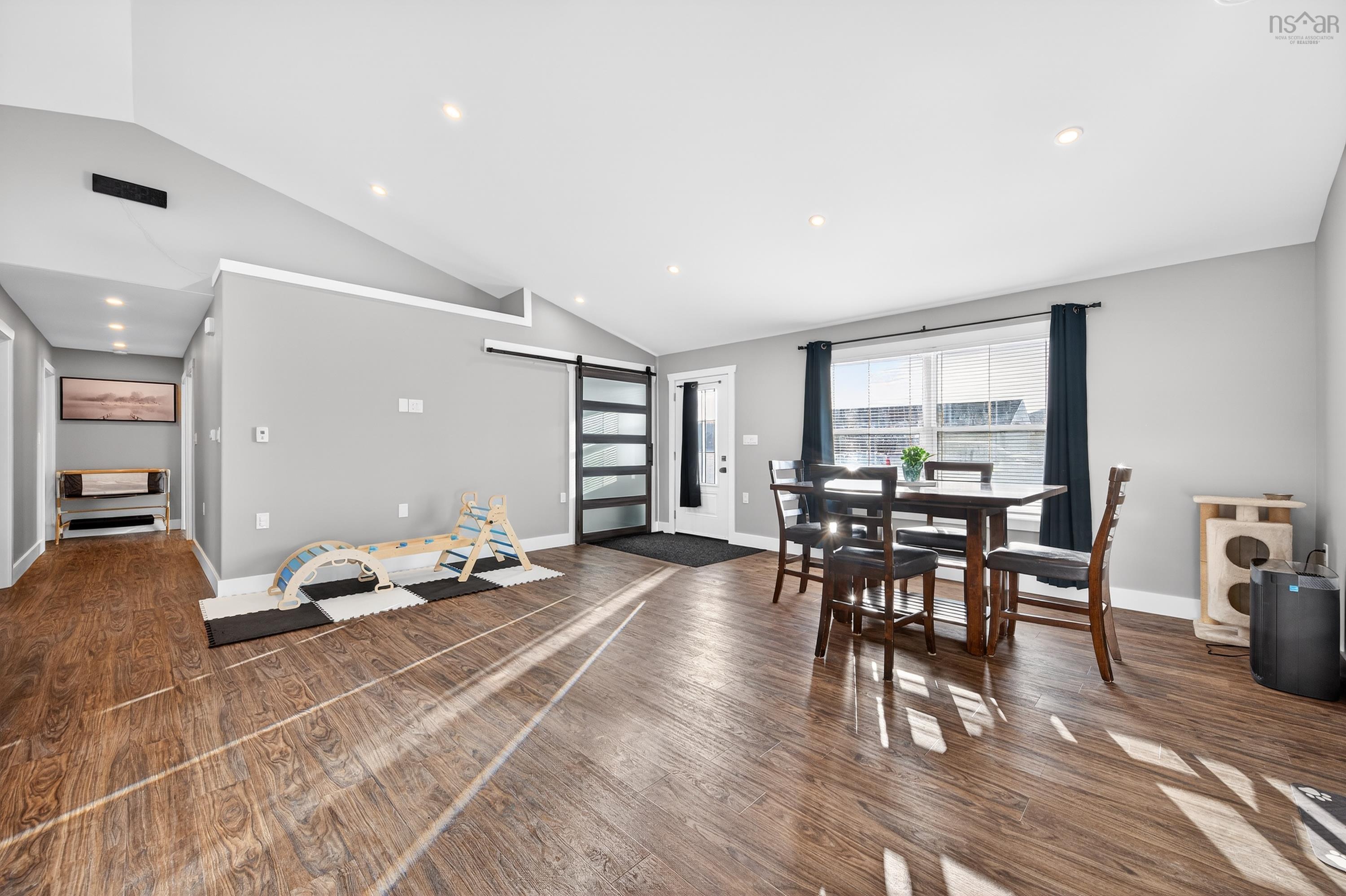 $550,000.00: 73 Michael Street, Sydney