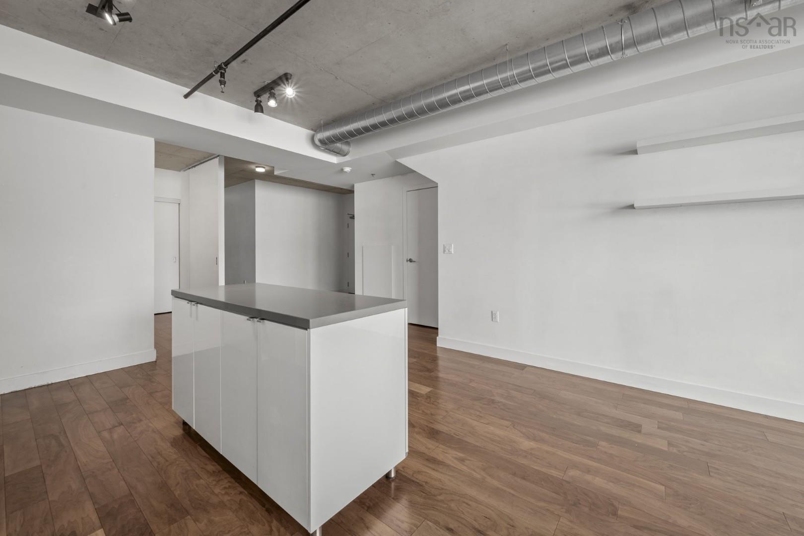 527 1065 Barrington Street, Halifax, NS (MLS 202602972)