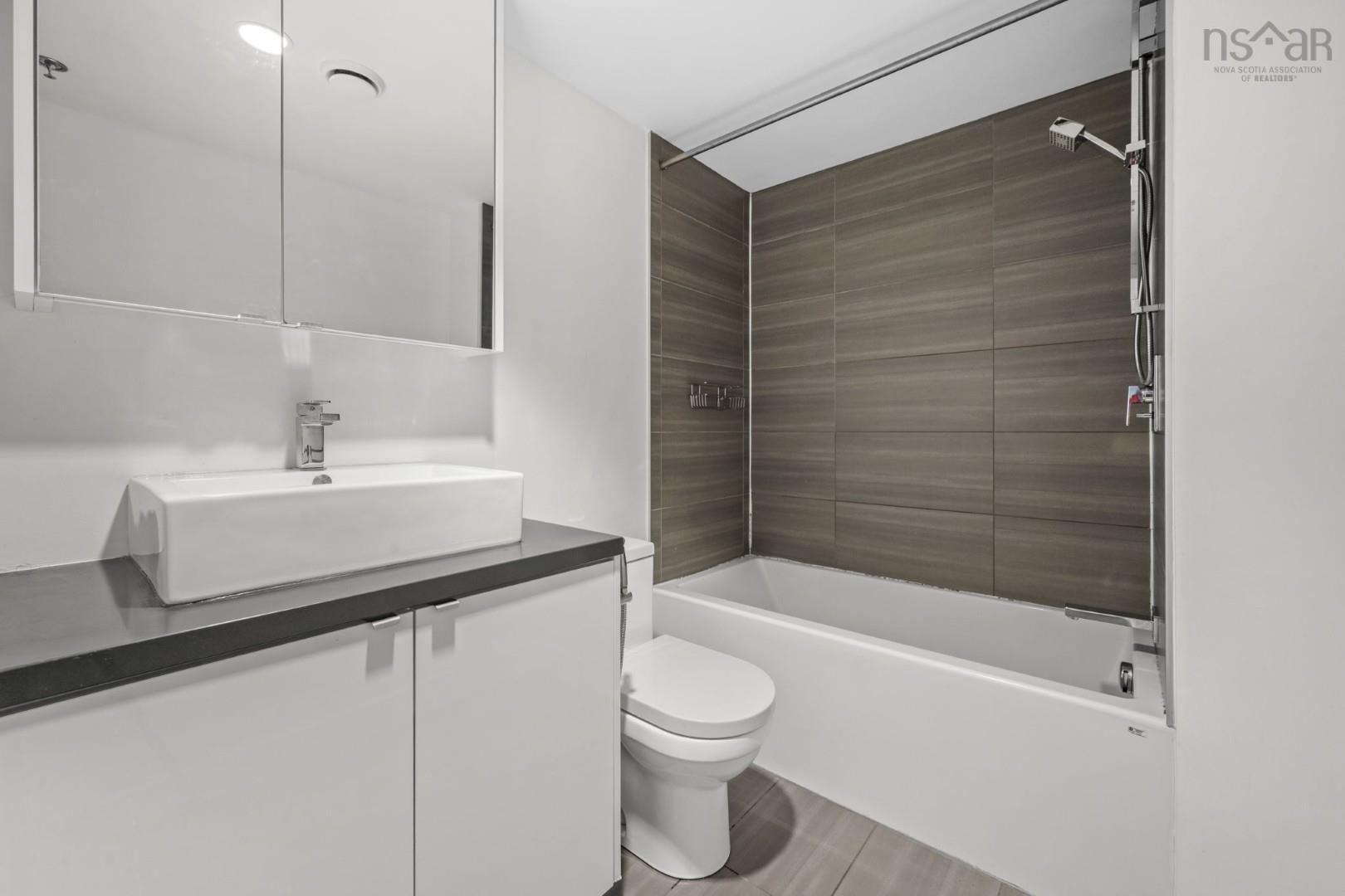 527 1065 Barrington Street, Halifax, NS (MLS 202602972)