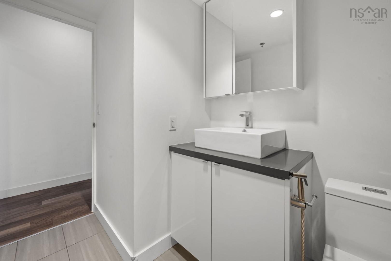 527 1065 Barrington Street, Halifax, NS (MLS 202602972)