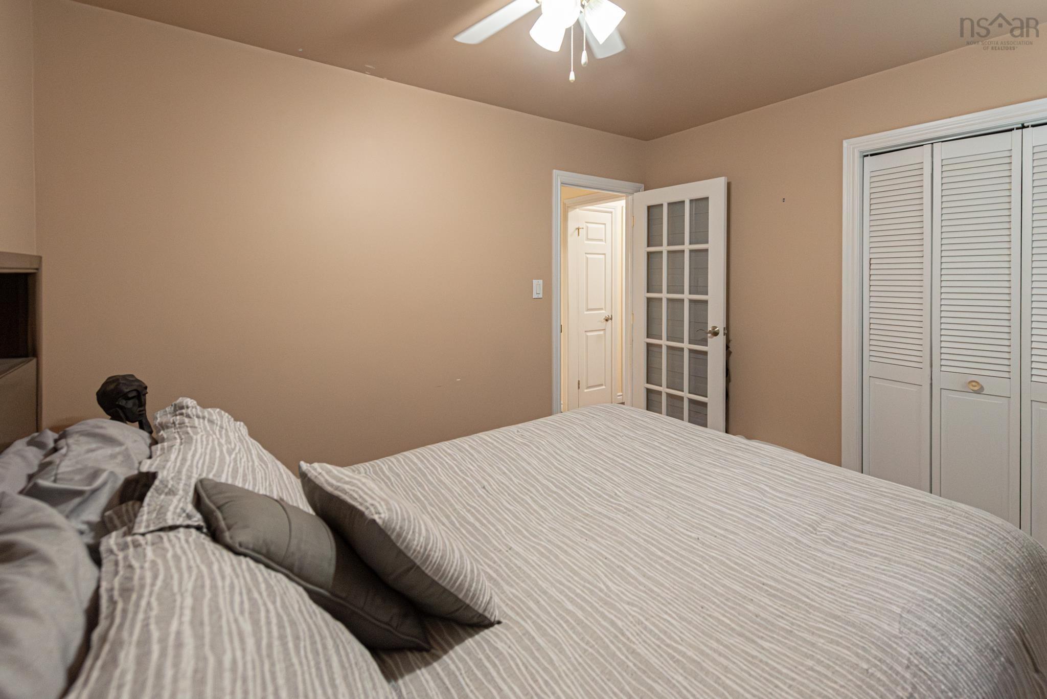 $369,900.00: 9 Terrace Avenue, Stellarton