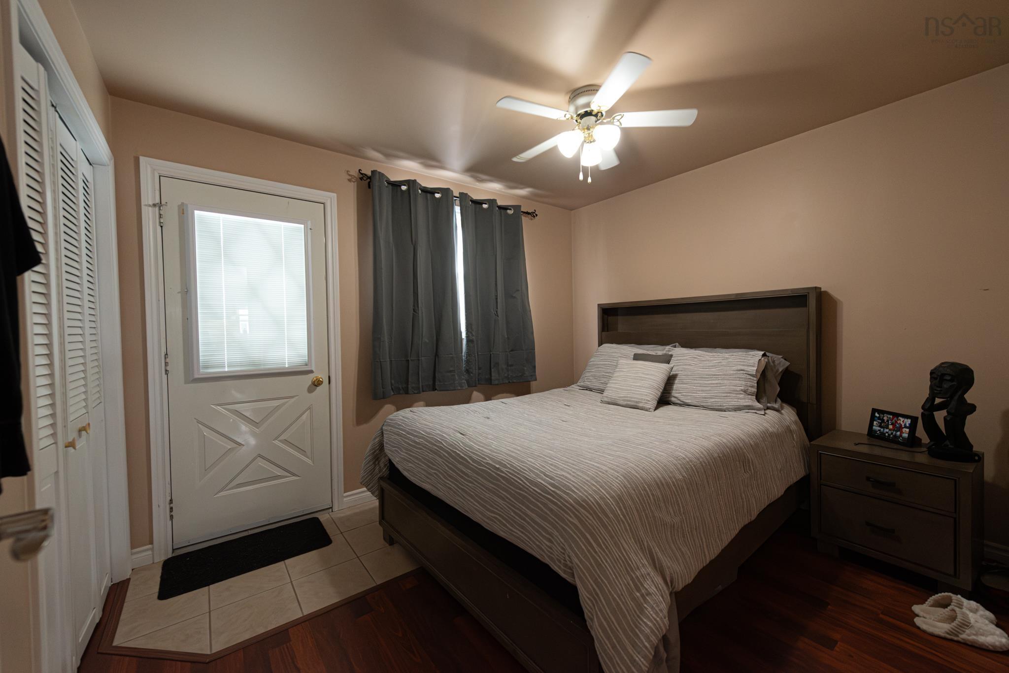 $369,900.00: 9 Terrace Avenue, Stellarton