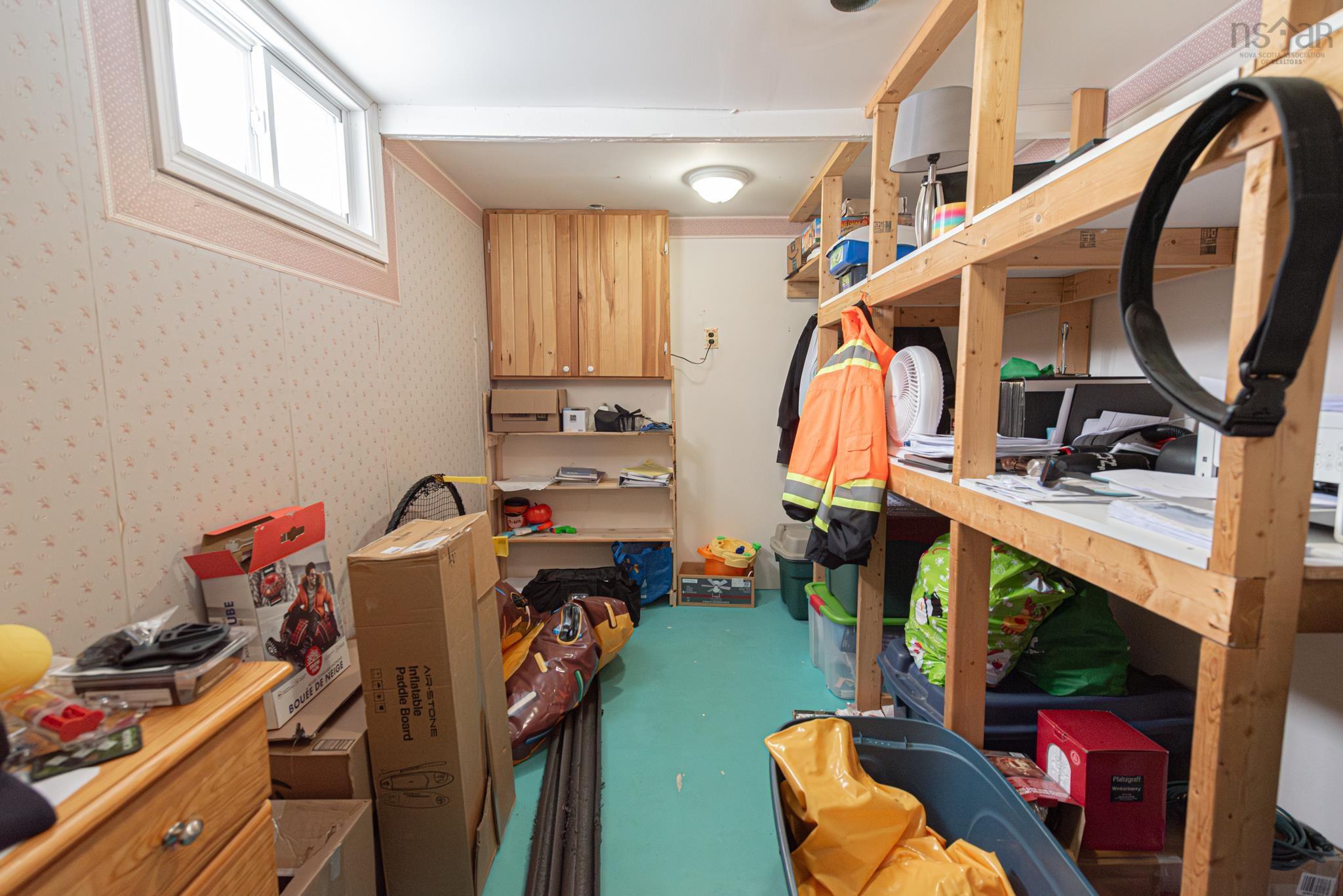 $369,900.00: 9 Terrace Avenue, Stellarton