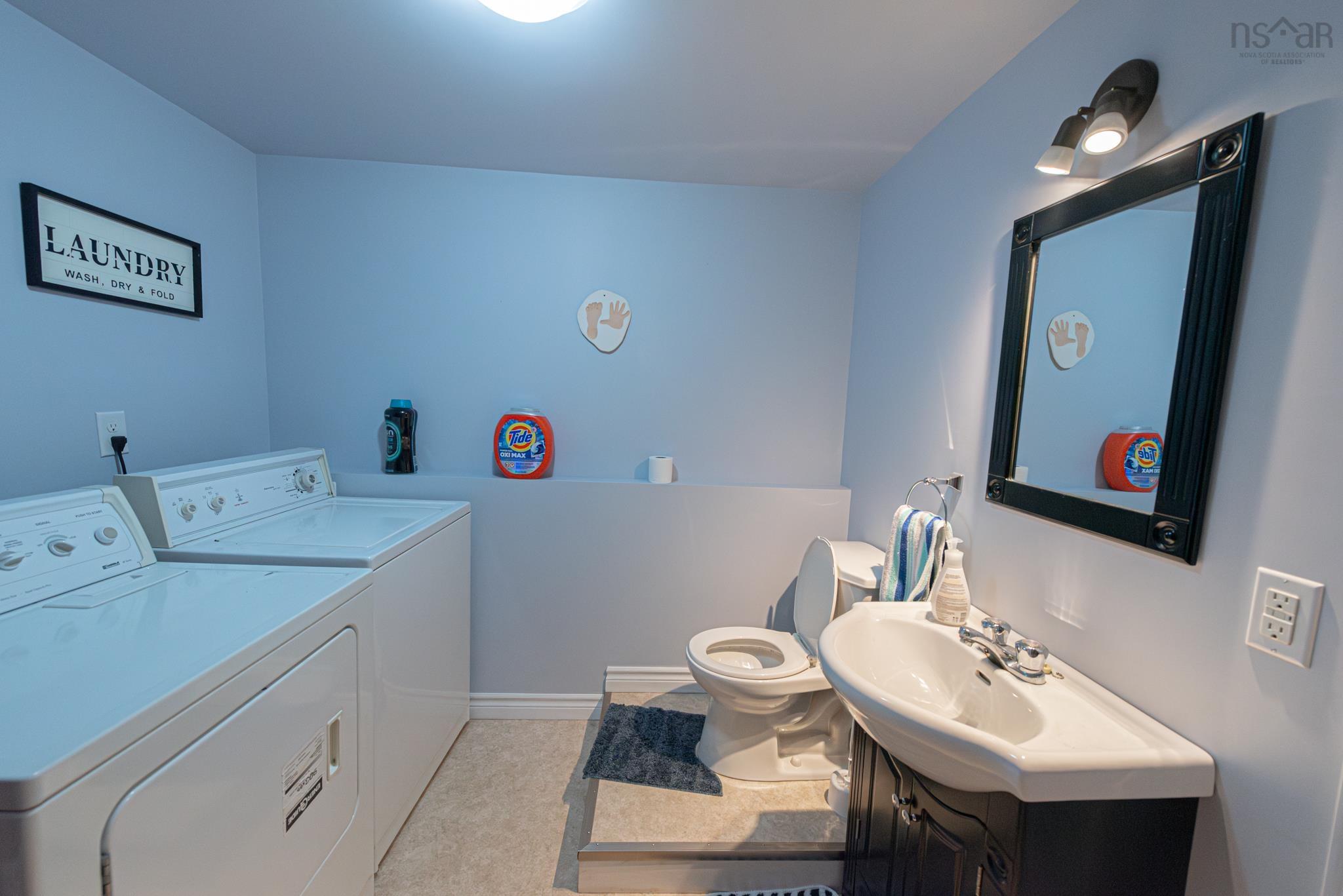 $369,900.00: 9 Terrace Avenue, Stellarton